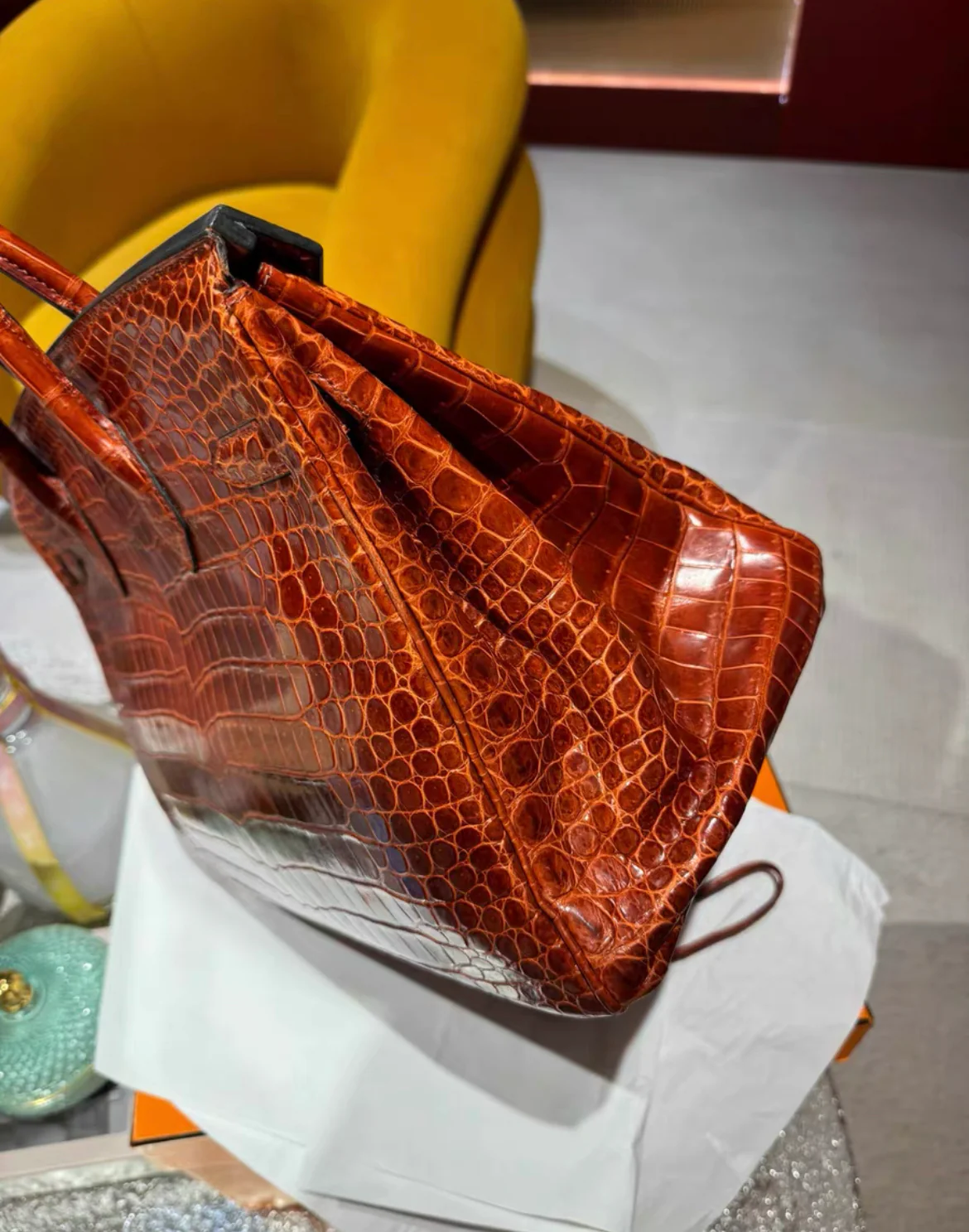 Hermes Birkin 35 Braise Lipstick Red Crocodile Palladium Hardware - Image 4