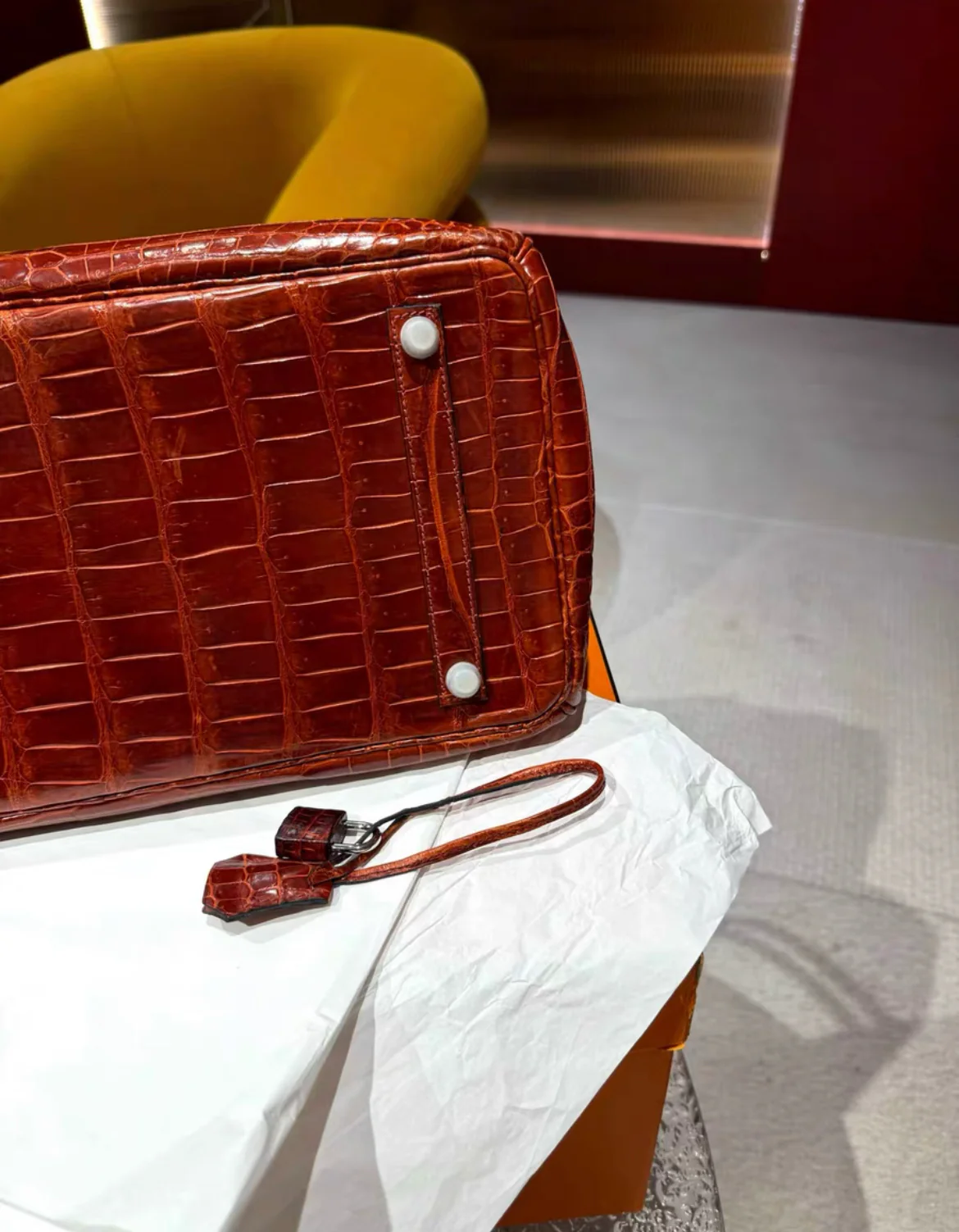 Hermes Birkin 35 Braise Lipstick Red Crocodile Palladium Hardware - Image 5