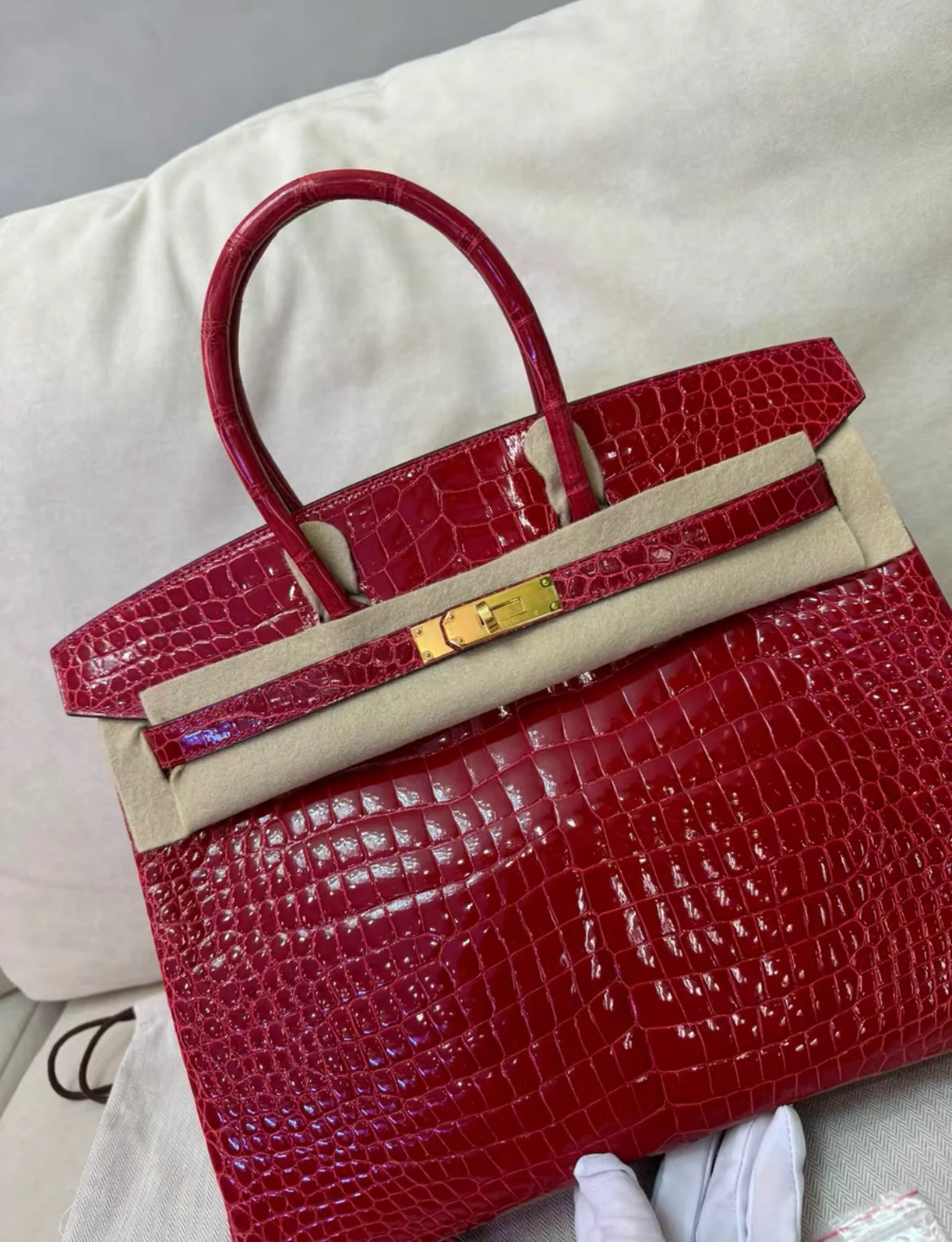 Hermes Birkin 35 Braise Red POROSUS Crocodile With Gold Hardware Handbag - Image 3