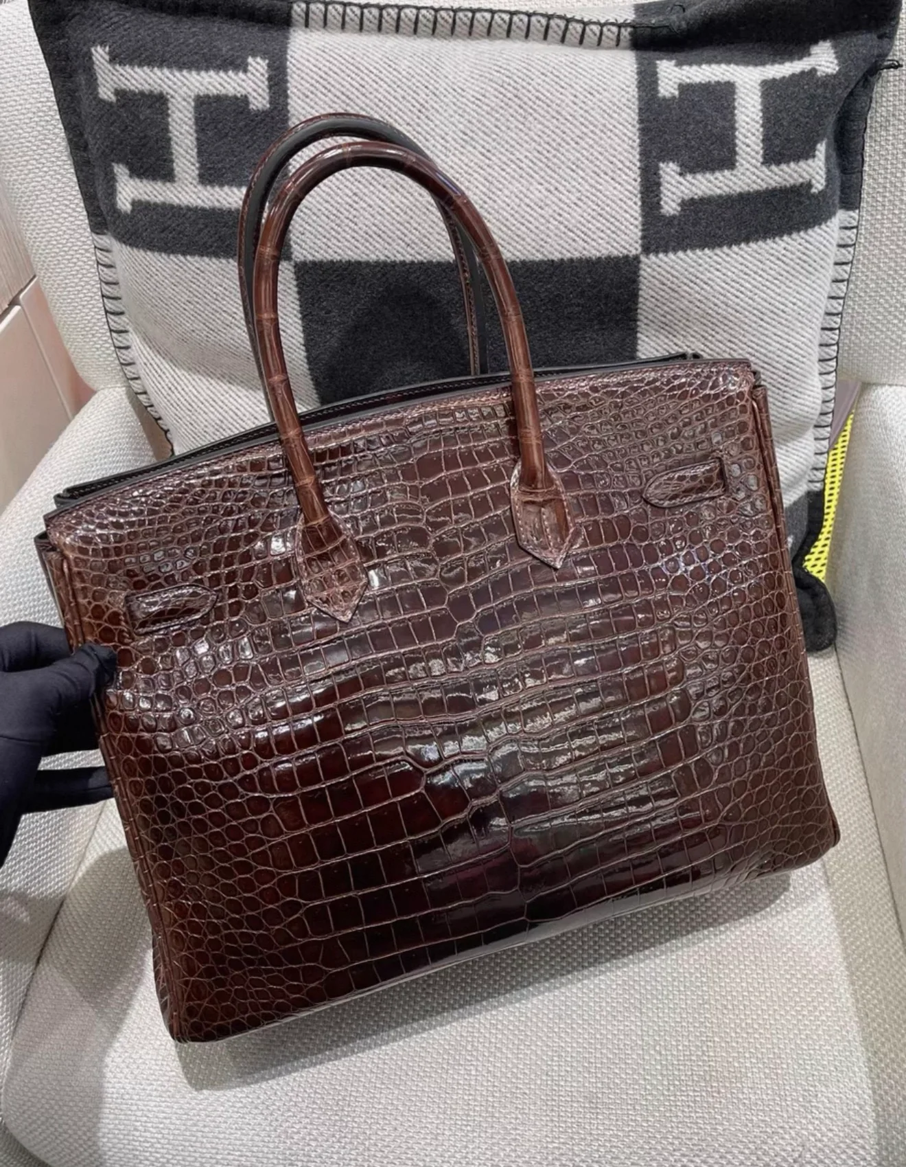 Hermes Birkin 35 brown shiny crocodile leather palladium hardware - Image 2