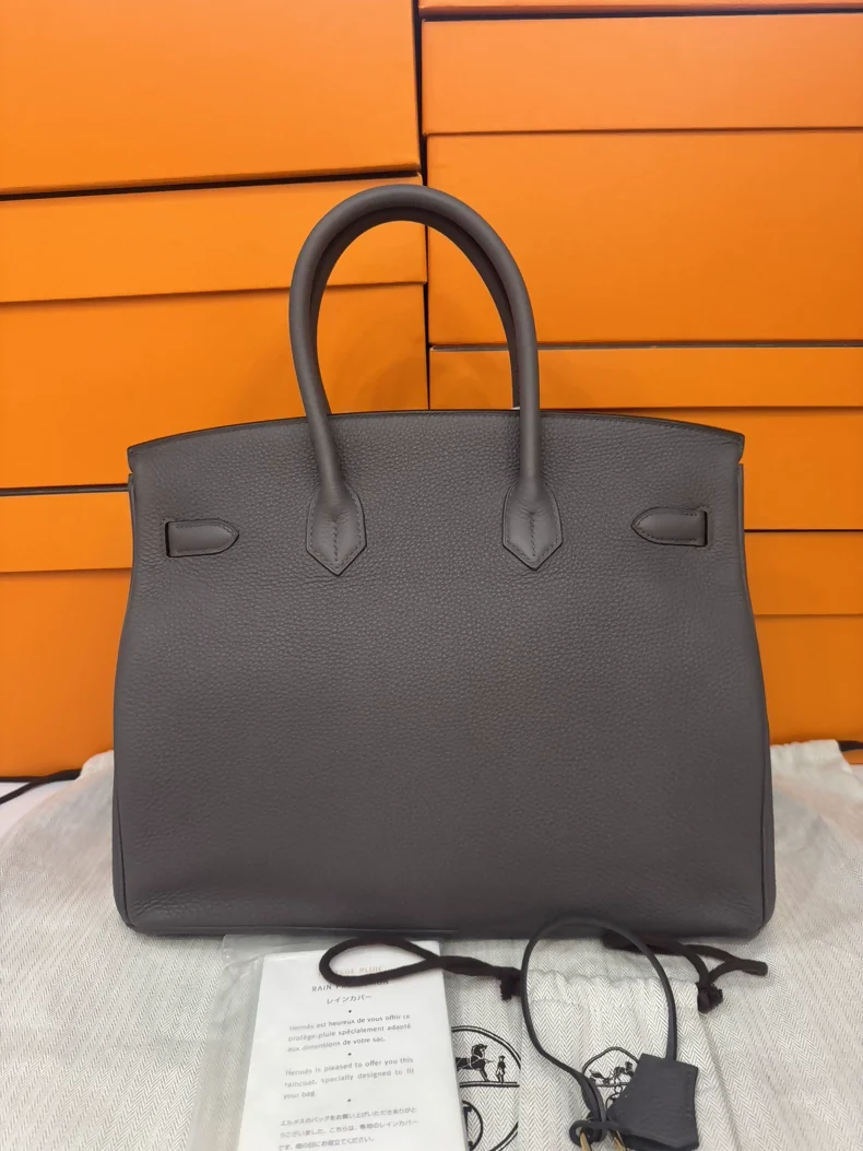 Hermes Birkin 35 grey Togo leather with gold hardware - Image 2