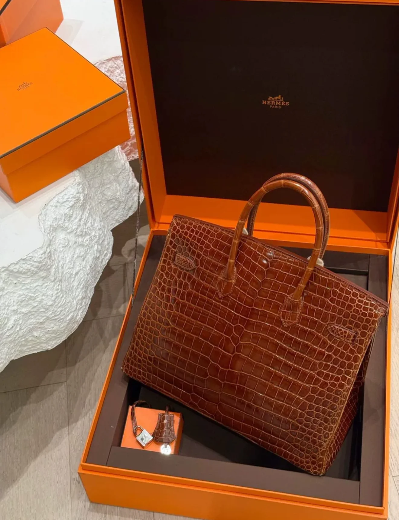 Hermes Birkin 35 Miel Honey Brown Shinny Crocodile Leather with Diamond Hardware - Image 3