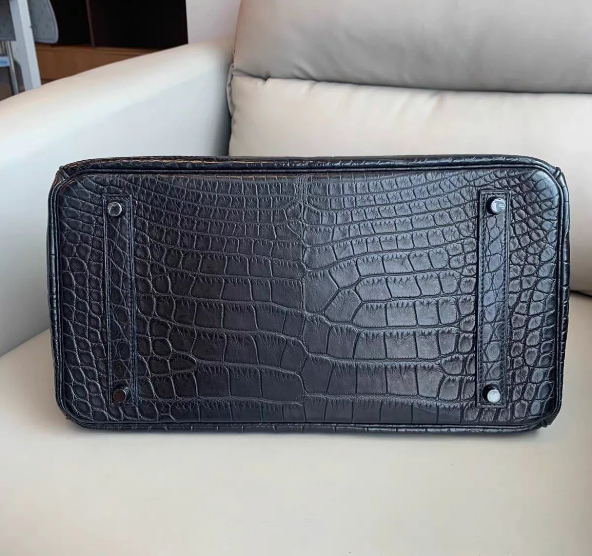 Hermès Birkin 35 SO BLACK Matte Alligator Black PVD Hardware - Image 4
