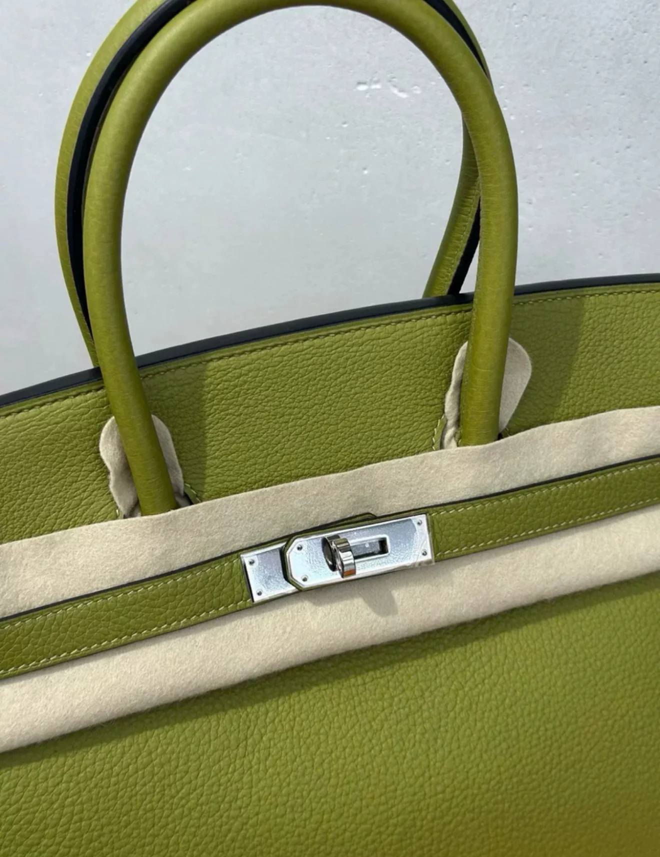Hermes Birkin 35 Vert Anis Togo Leather Palladium Hardware - Image 6