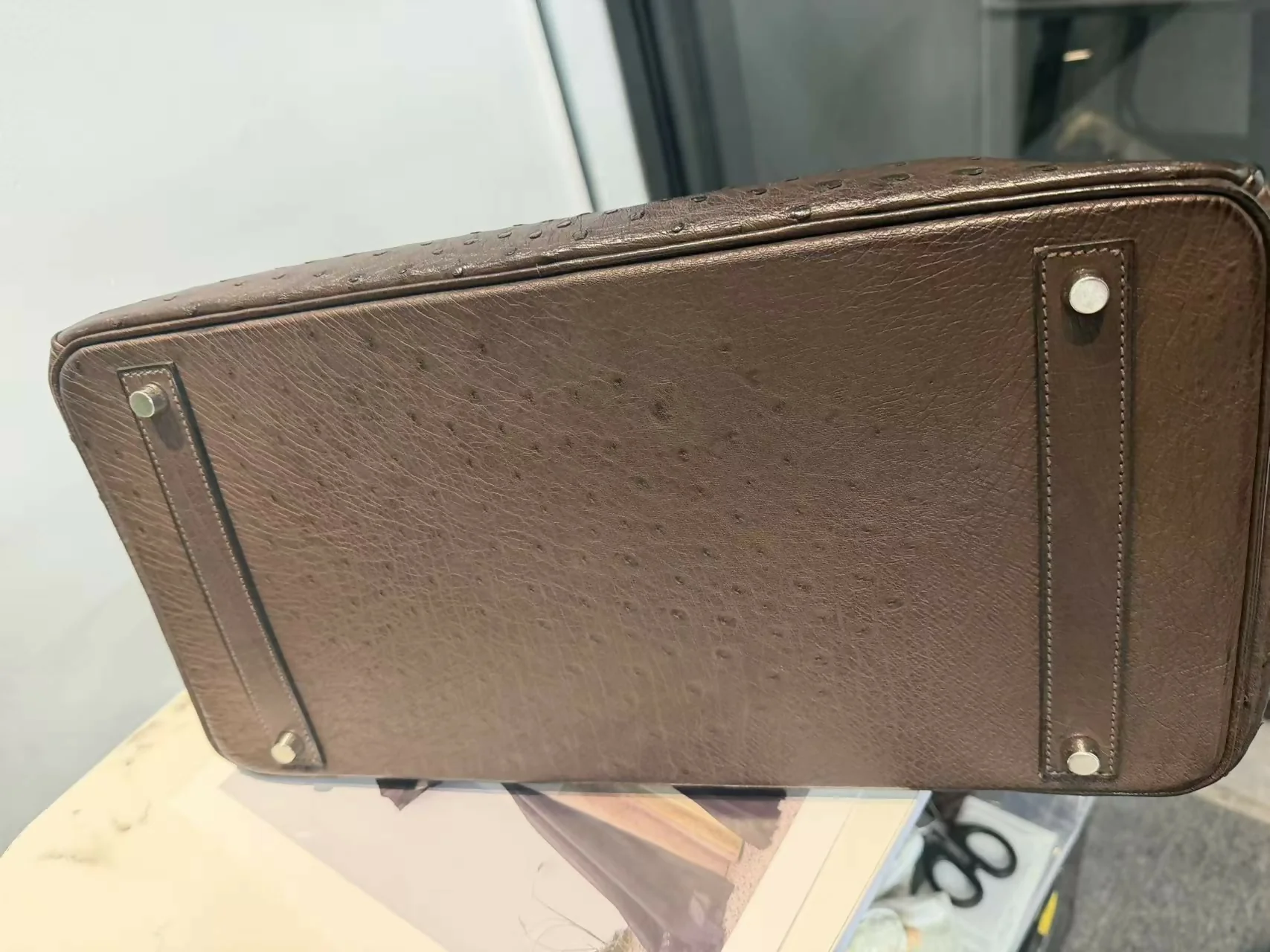 Hermes Birkin 40 ostrich in brown - Image 4