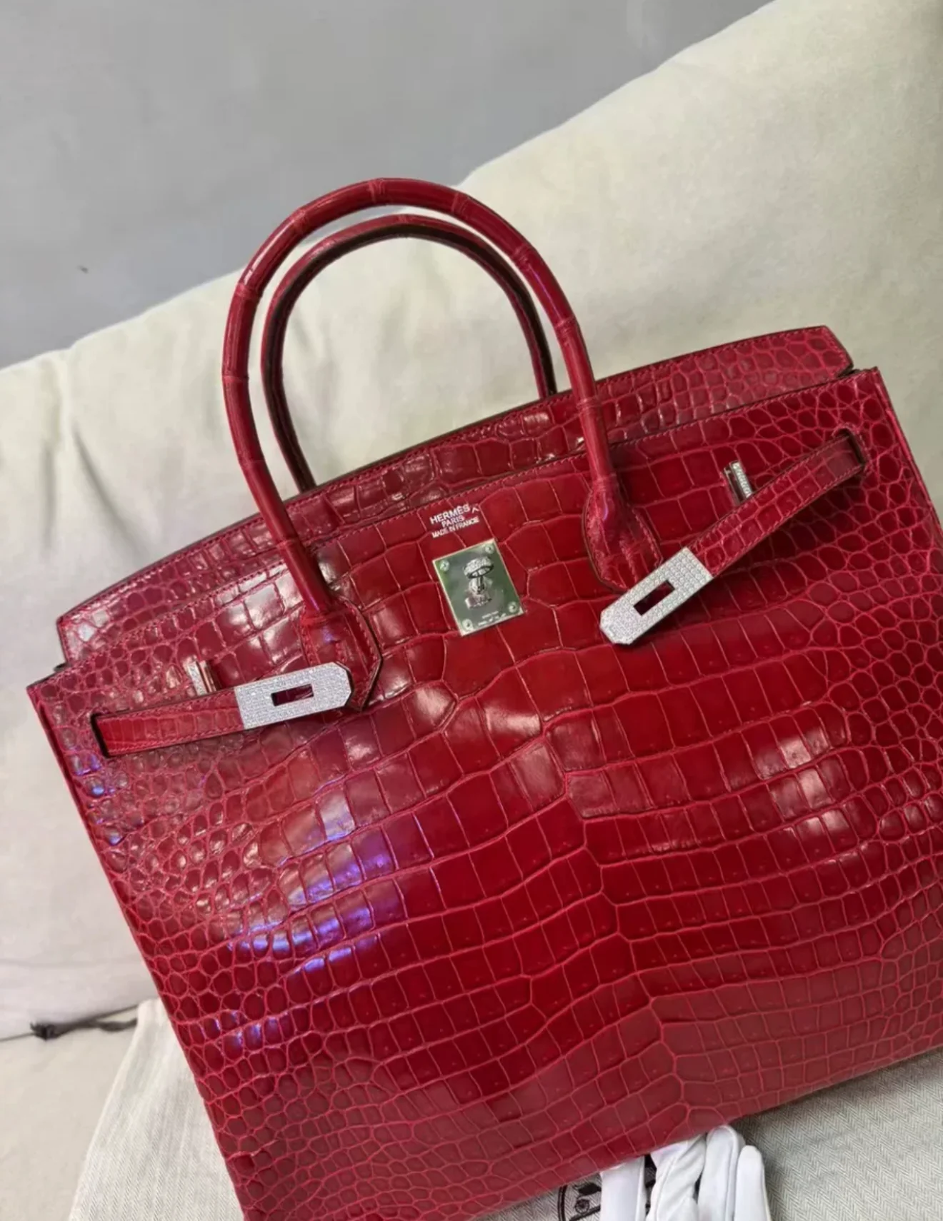 Hermès Birkin 40 Rouge Braise Shiny Porosus Crocodile 18K White Gold and Diamond Hardware - Image 2