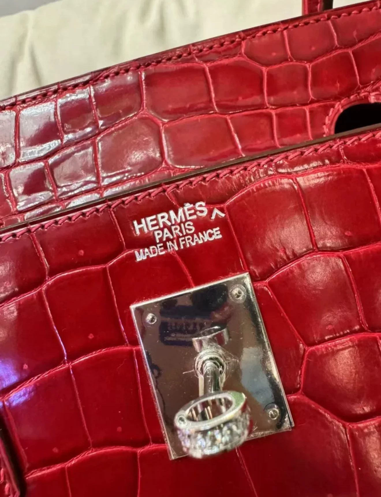 Hermès Birkin 40 Rouge Braise Shiny Porosus Crocodile 18K White Gold and Diamond Hardware - Image 3