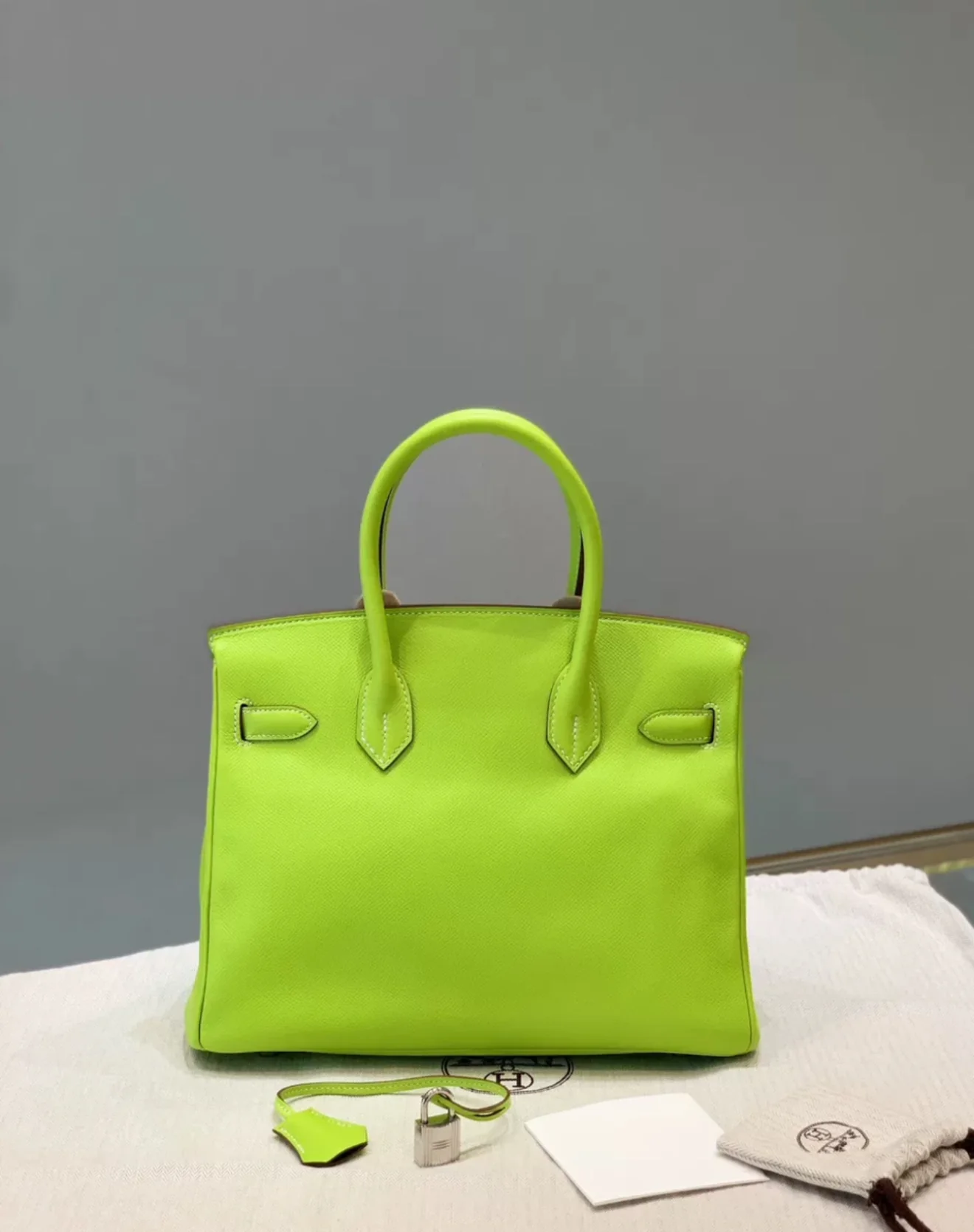 Hermes Birkin bag 30 Anis green Epsom leather Palladium hardware - Image 2