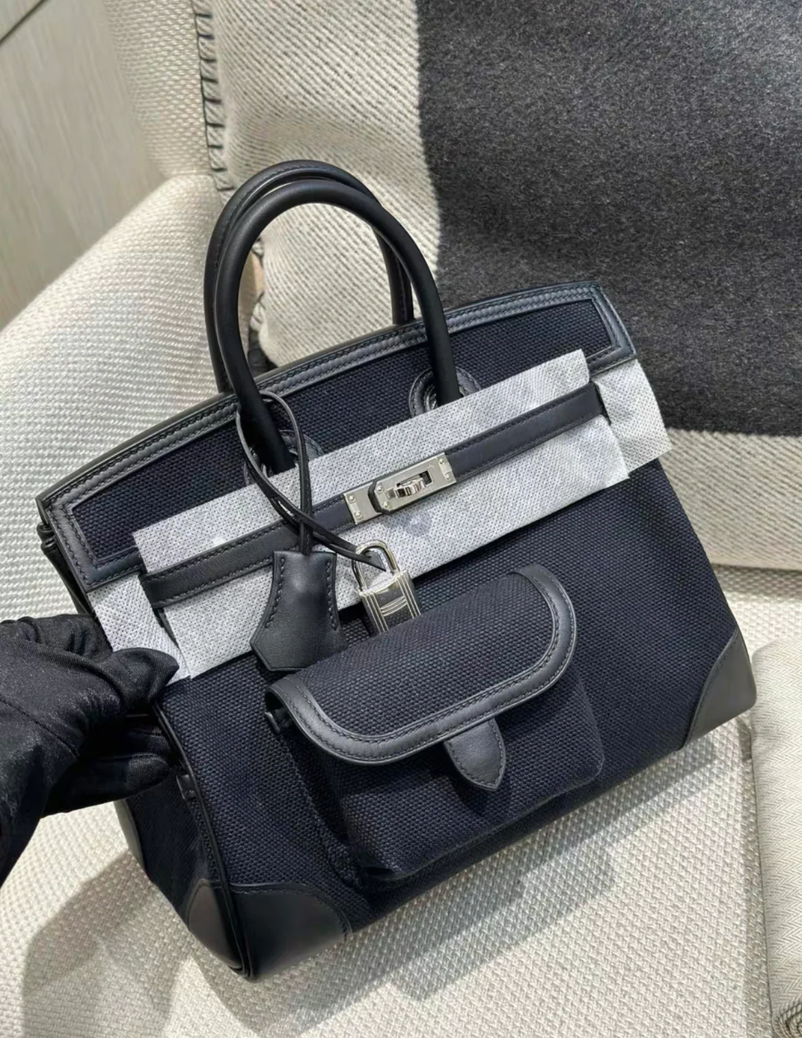Hermès Birkin Cargo 25 Noir/Black Canvas Swift Palladium Hardware - Image 2