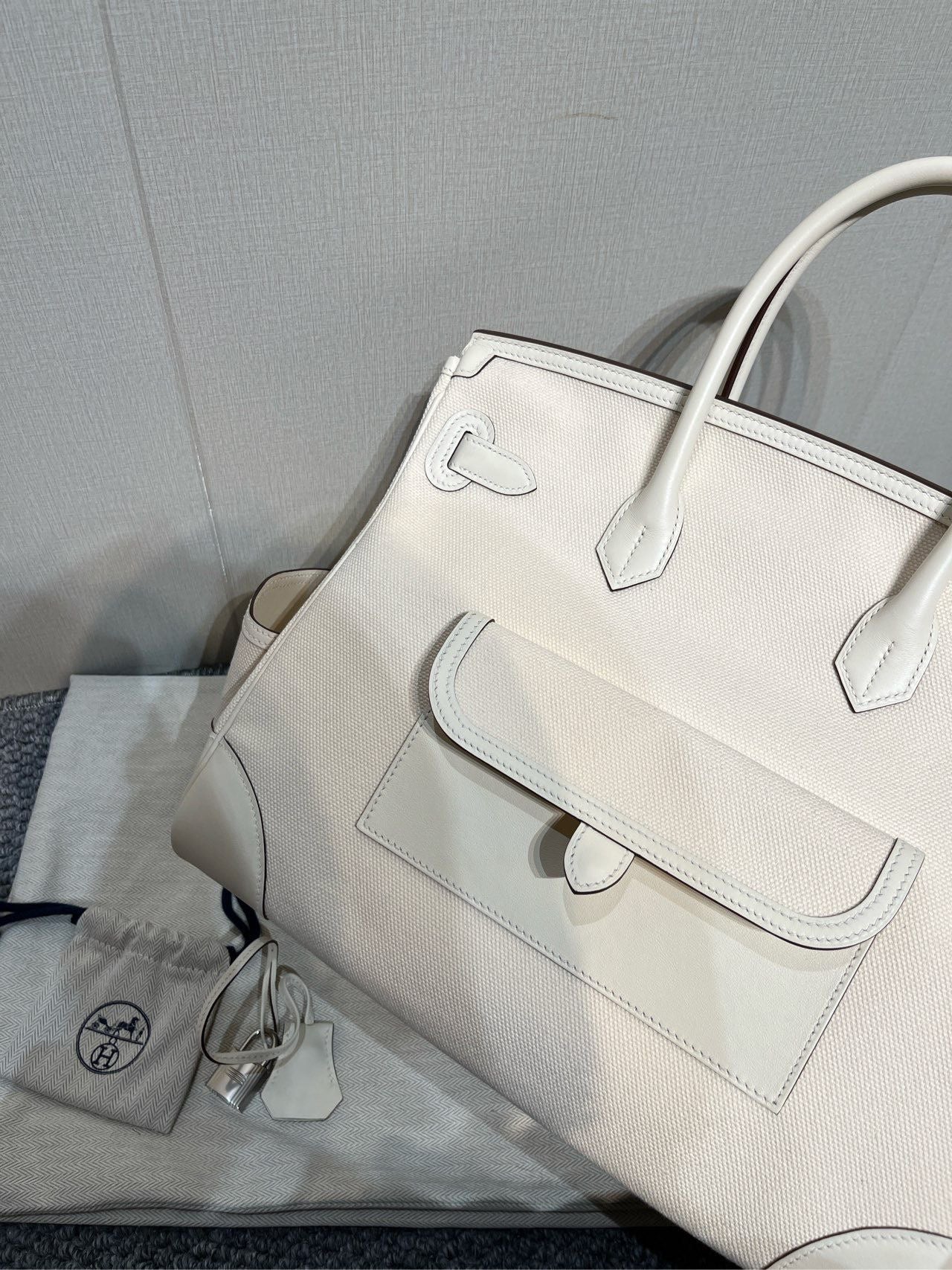 Hermès Birkin Cargo 35 Nata Toile and Swift Palladium Hardware - Image 5