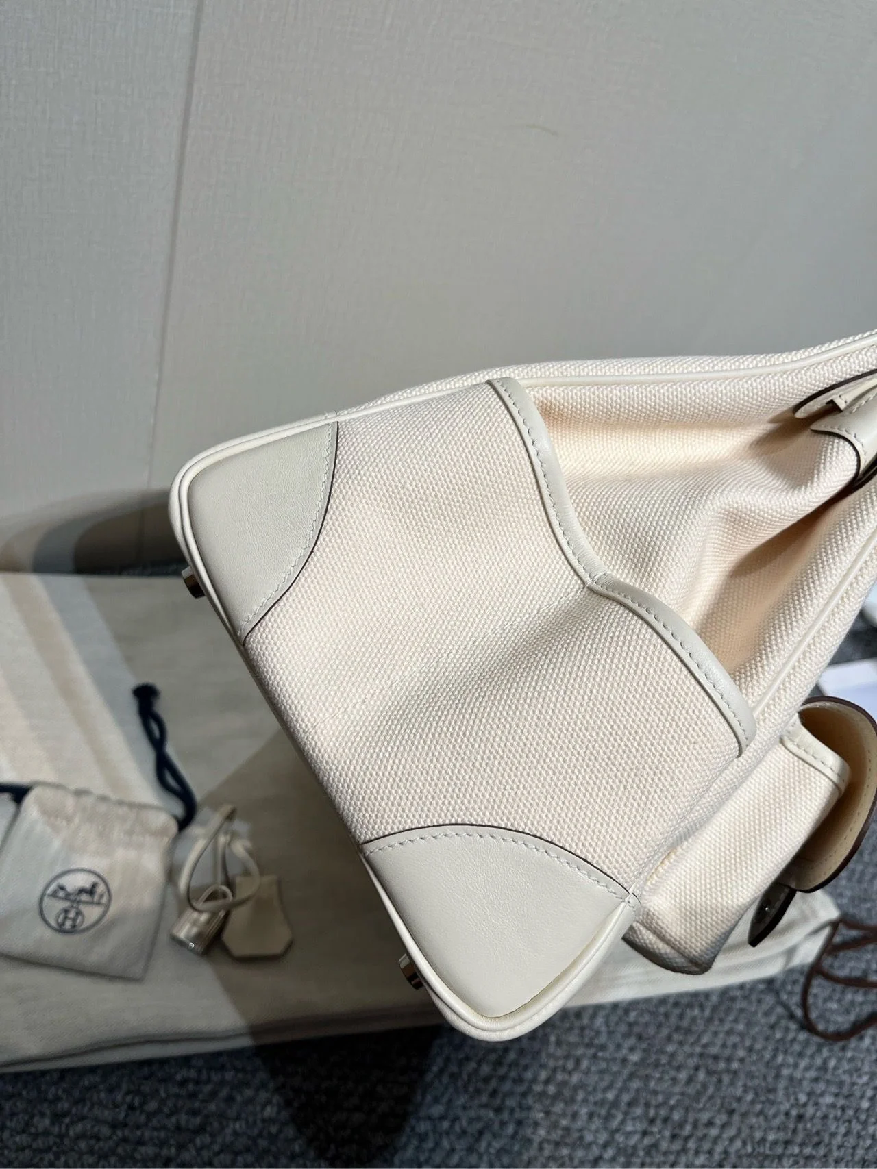 Hermès Birkin Cargo 35 Nata Toile and Swift Palladium Hardware - Image 8
