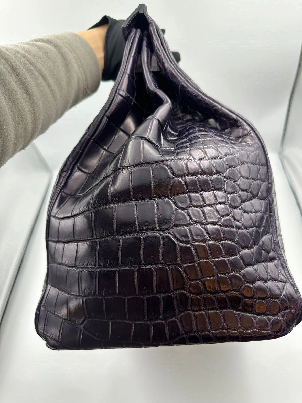 Hermes Birkin HAC 40 Prunoir Matte Alligator leather palladium hardware - Image 3