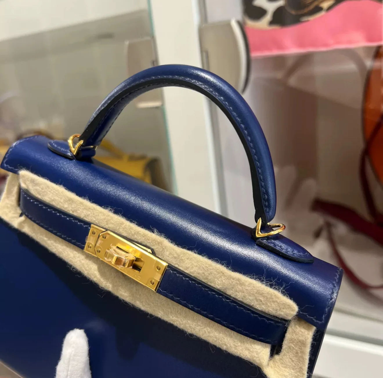 Hermès Bleu Sapphire Box Mini Kelly II 20 Gold Hardware - Image 3