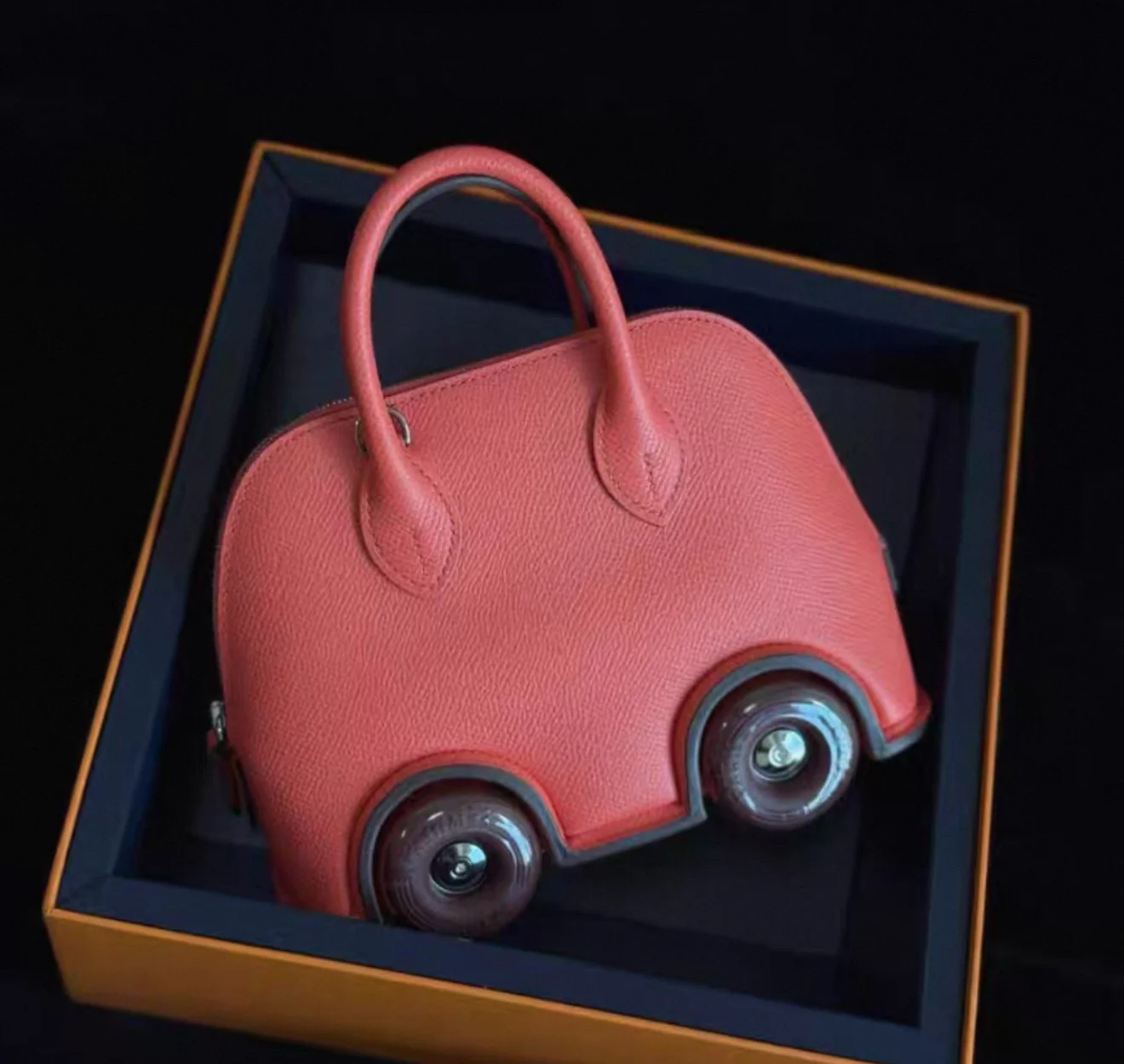 Hermès Bolide on Wheels 1923 Rose Texas & rouge H Epsom Leather Palladium Hardware