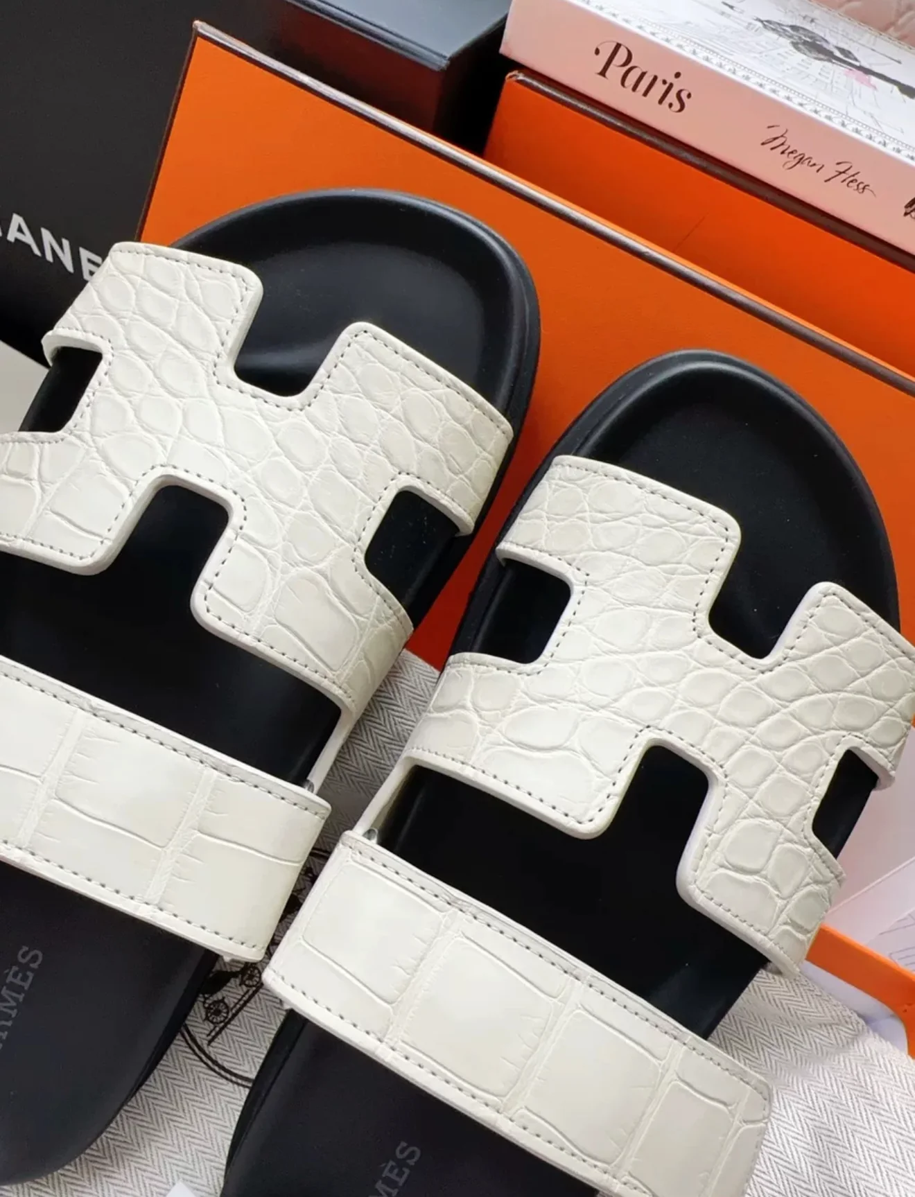 Hermès Chypre Sandals Crocodile Palladium Hardware - Image 2