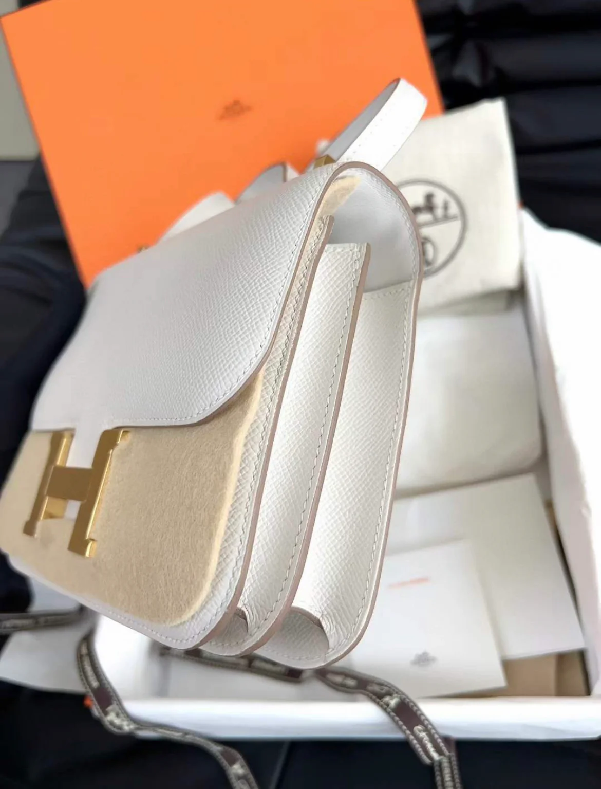 Hermès Constance 19 Craie Epsom Gold Hardware - Image 5