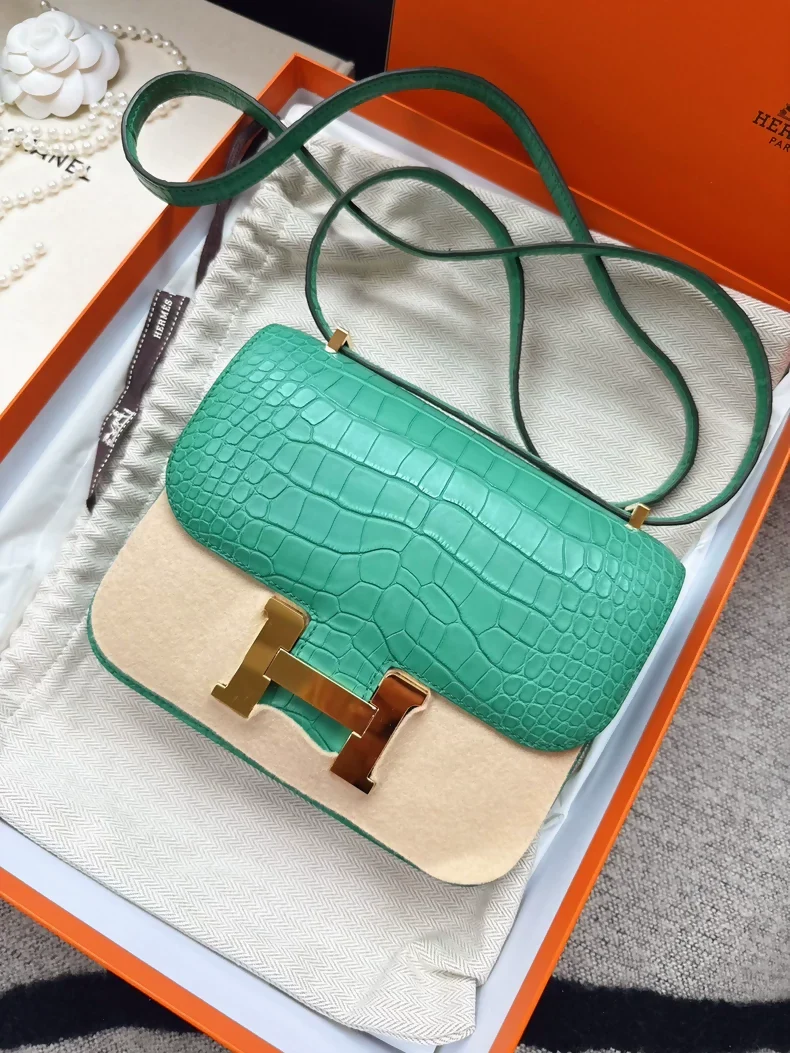 Hermes Constance 19 Green Matte Crocodile Leather gold hardware