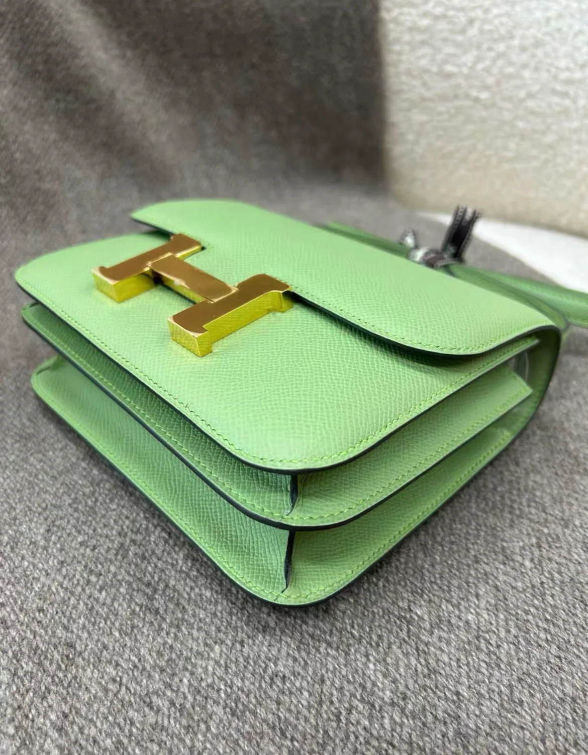 Hermes Constance 19 Vert Criquet Epsom Gold Hardware - Image 5
