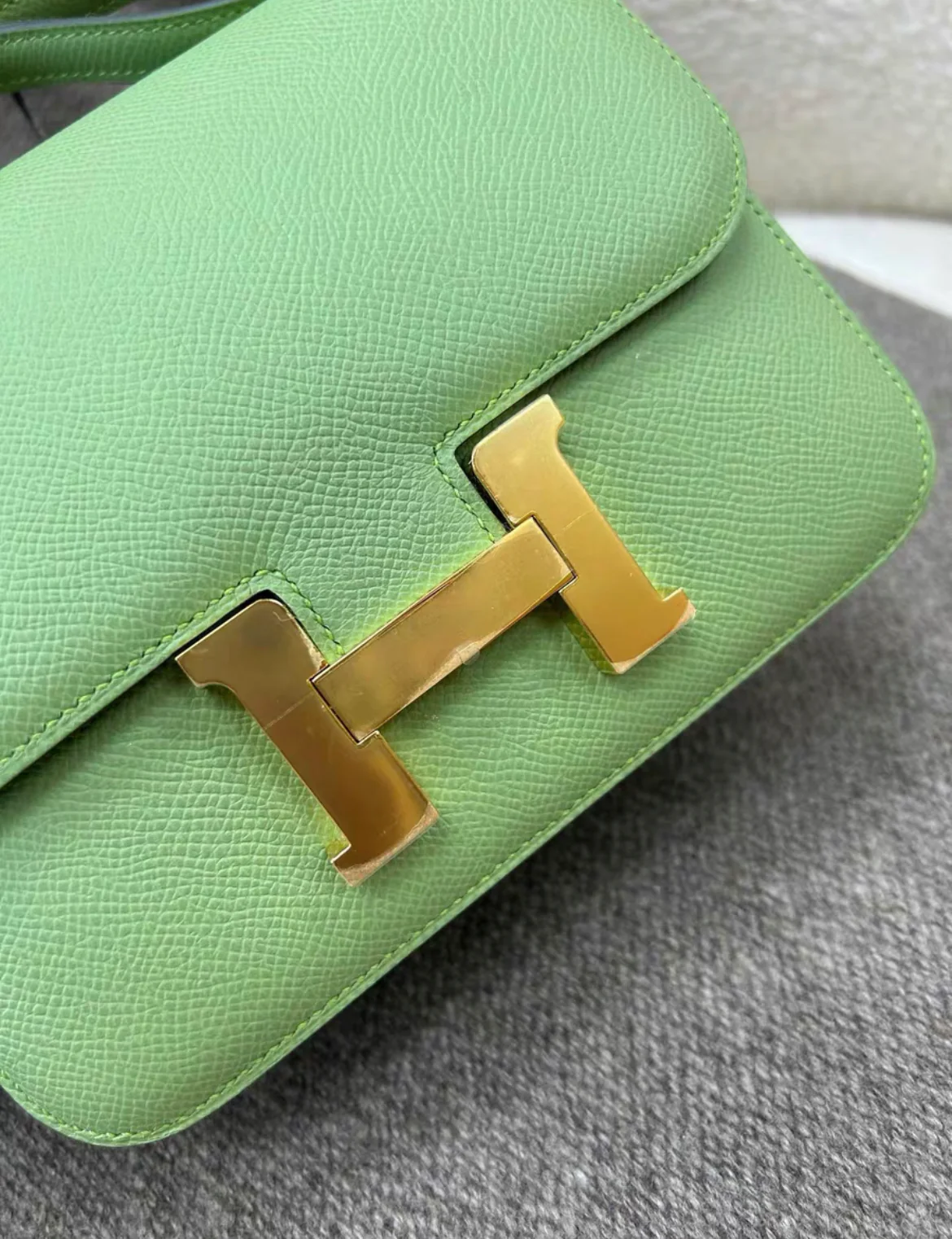 Hermes Constance 19 Vert Criquet Epsom Gold Hardware - Image 8