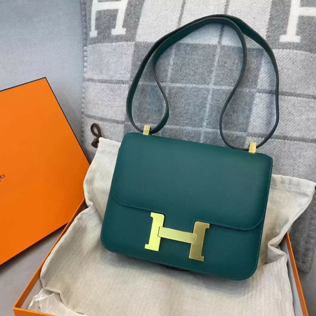 Hermes constance 24 Z6 Malachite Green Epsom Leather Gold Hardware