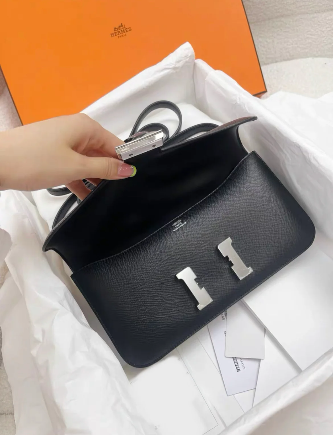 Hermès Constance Elan Black Epsom Palladium Hardware - Image 5
