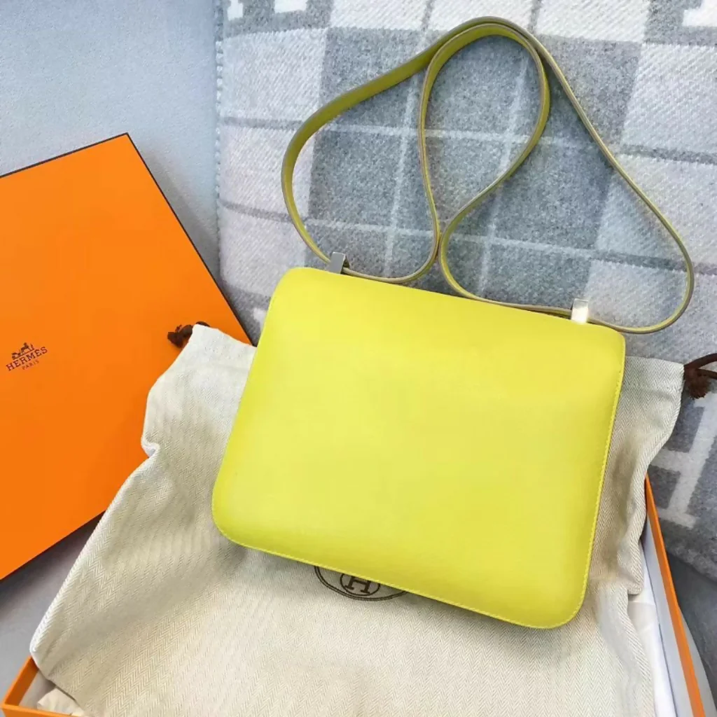 Hermes Constance 24 9R lime Swift Leather Palladium Hardware - Image 2