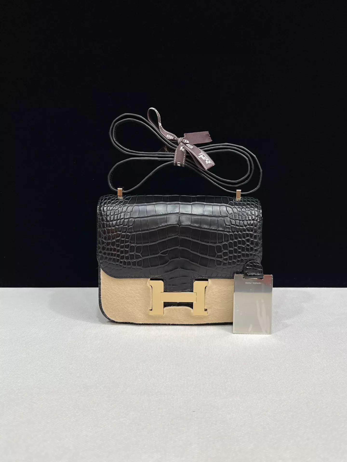 Hermes Constance 19 black matte alligator leather light gold hardware