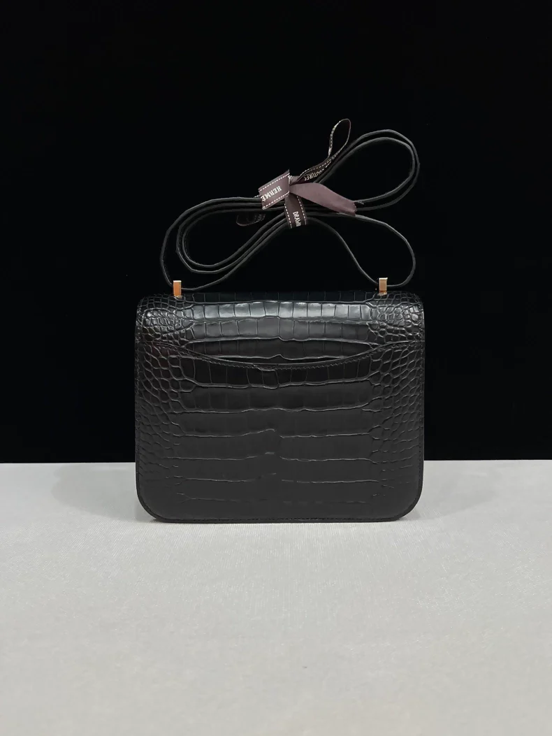 Hermes Constance 19 black matte alligator leather light gold hardware - Image 3