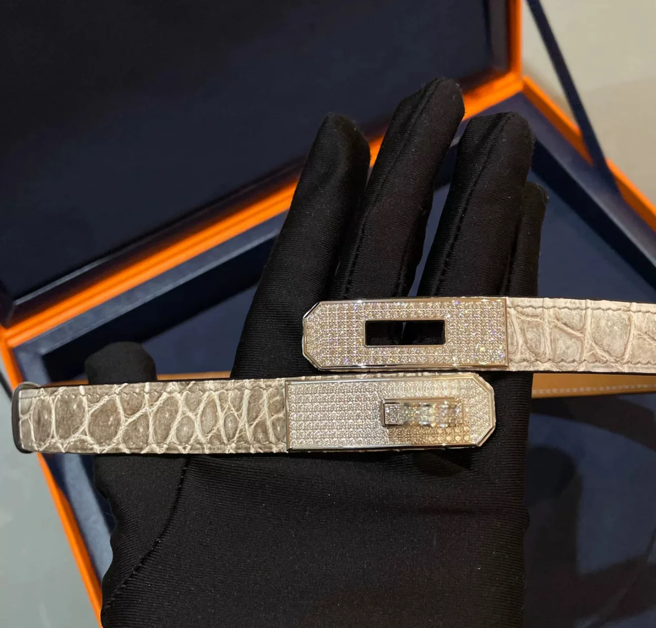 Hermes Diamond Himalaya Kelly Belt - Image 4