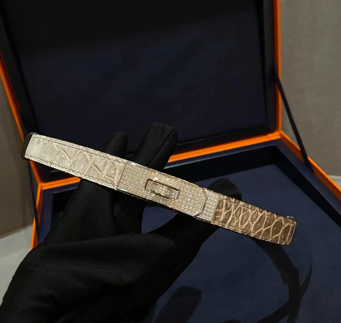 Hermes Diamond Himalaya Kelly Belt - Image 5