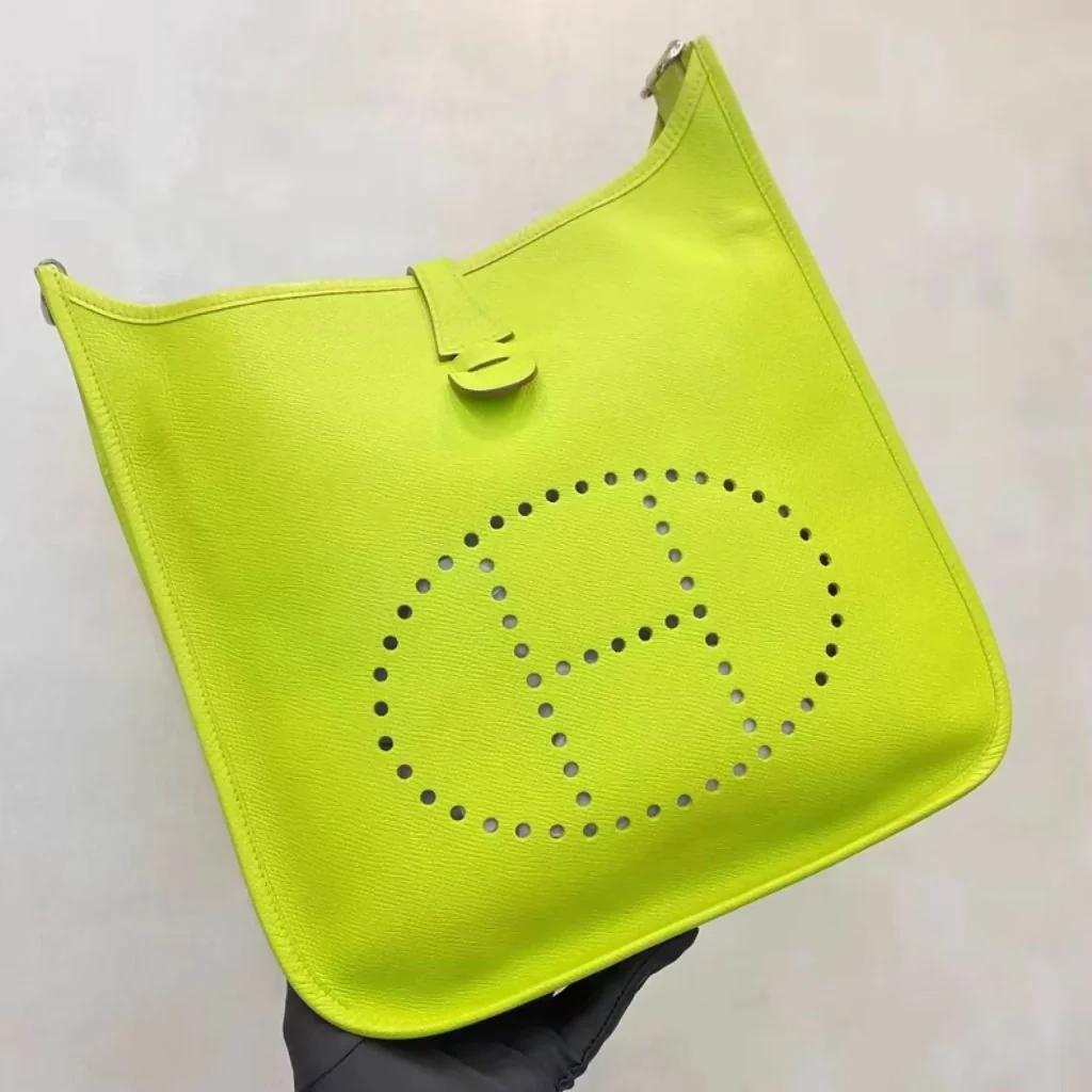 Hermes Evelyne 29 Kiwi Green Epsom Leather Palladium Hardware - Image 3