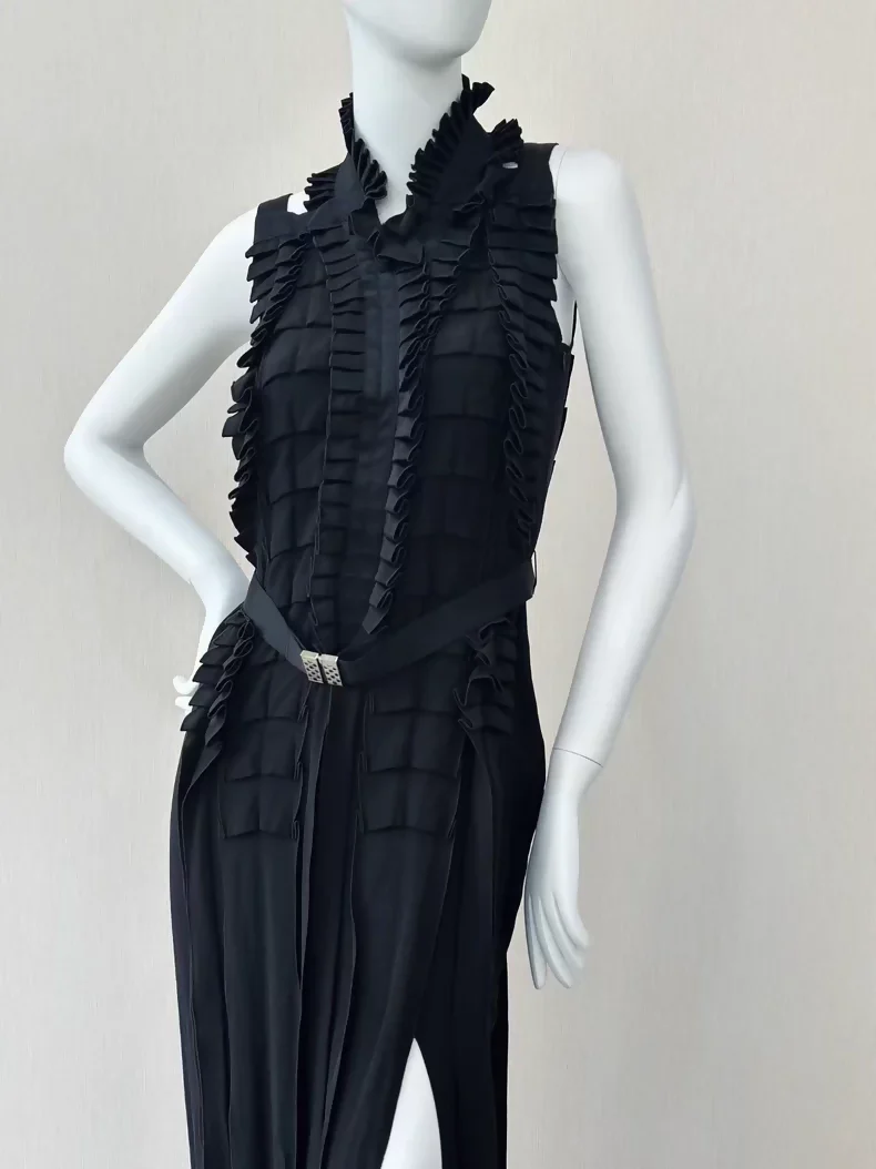 Hermes Fall/Winter 2022 Silk Pleated Gown - Image 4