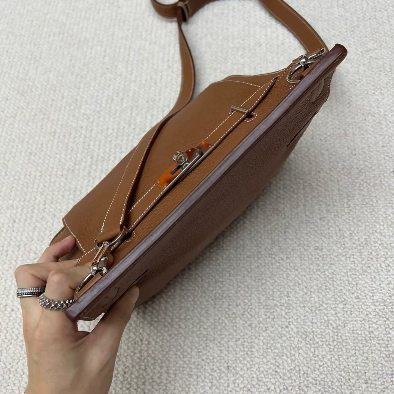 Hermès Gypsy 28, gold-brown TC leather palladium hardware - Image 3