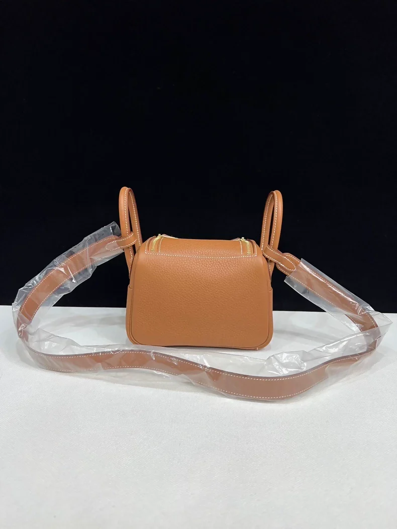 Hermes mini lindy gold brown leather gold hardware - Image 2