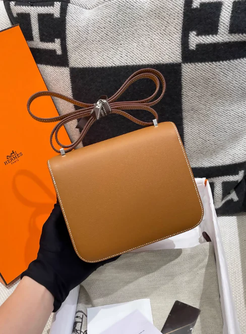 Hermes Constance 19 Gold epsom leather palladium hardware - Image 3