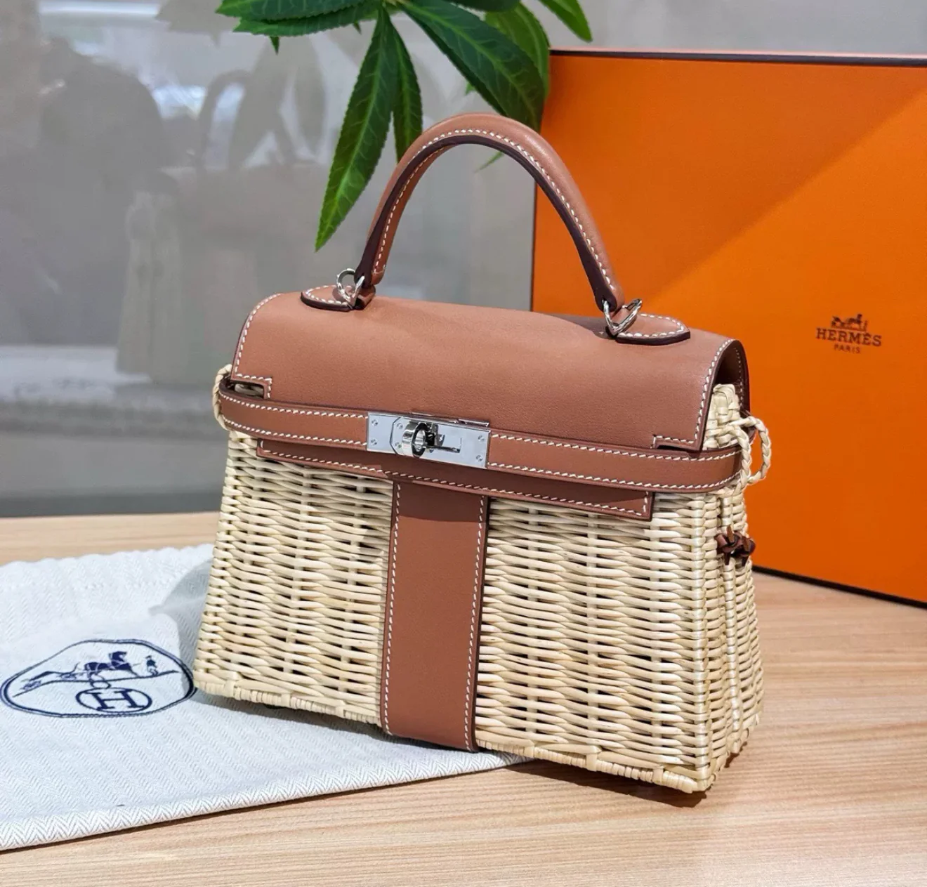 Hermès Kelly 20 Mini Picnic Barenia & Osier Wicker Palladium Hardware - Image 3