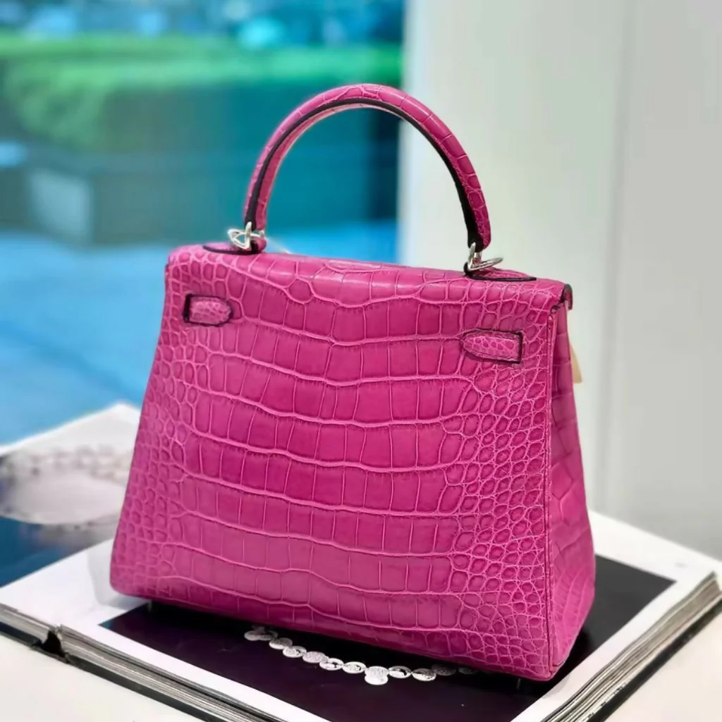 Hermès Kelly 25 Rose Sheherazade Matte Crocodile Leather Palladium Hardware - Image 3