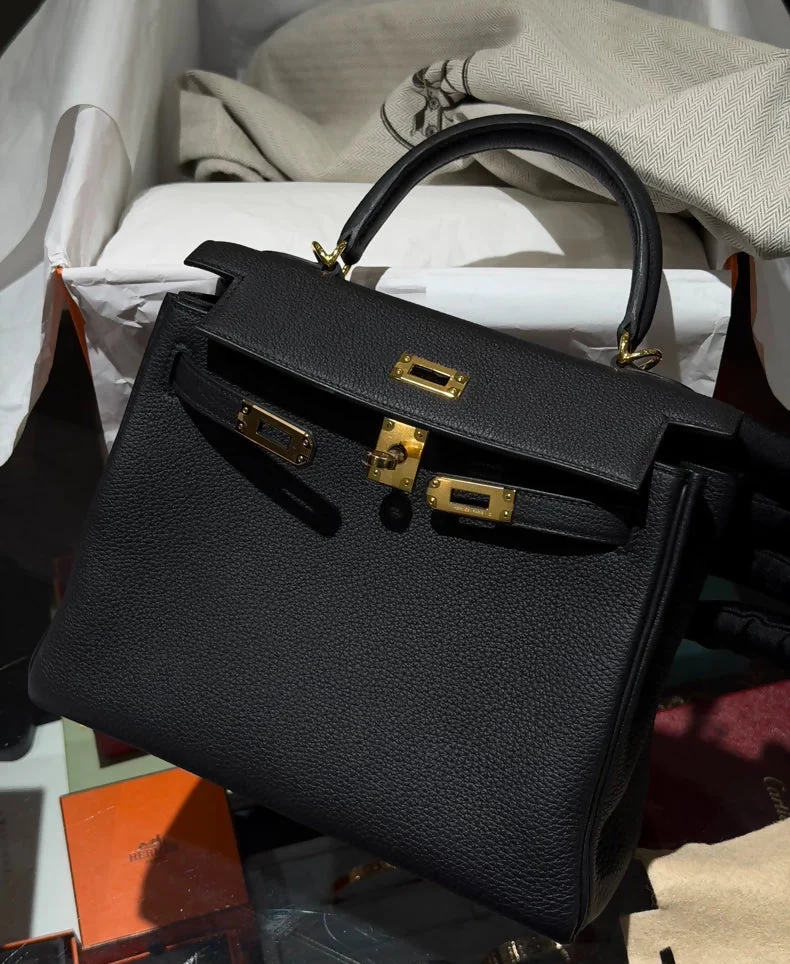 Hermes Kelly 25 Black Togo leather gold hardware - Image 2