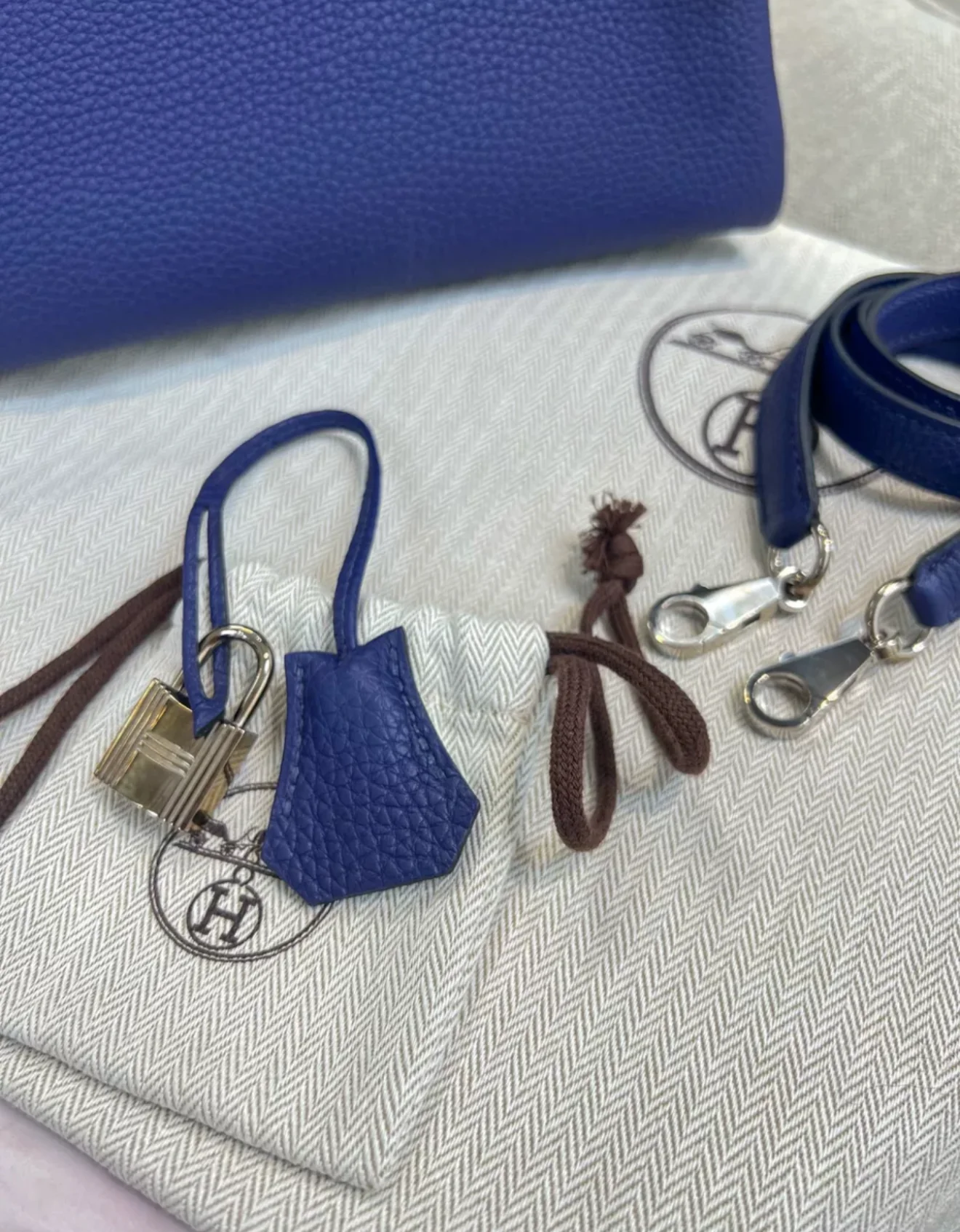 Hermes Kelly 25 Blue Navy Togo Leather Palladium Hardware - Image 7