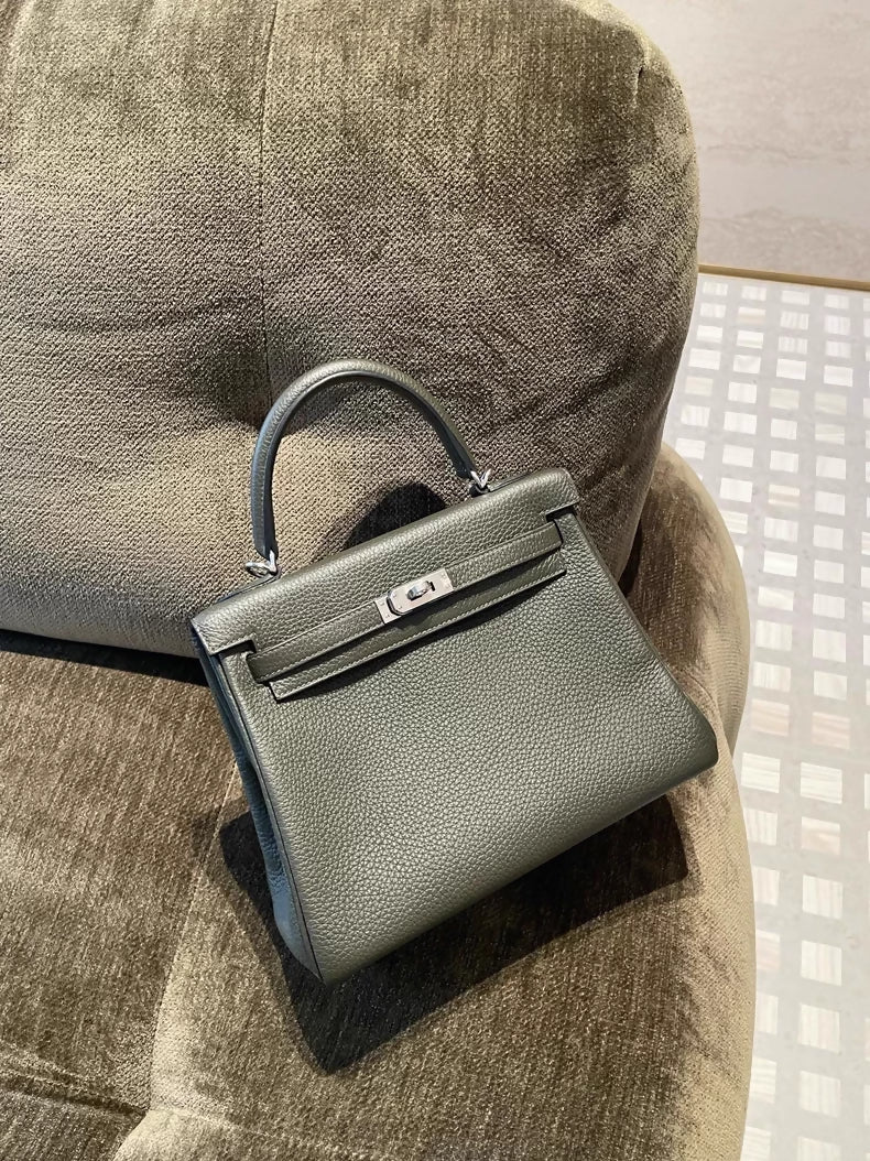 Hermes Kelly 25 C6 Vert de Gris Togo leather palladium hardware - Image 2