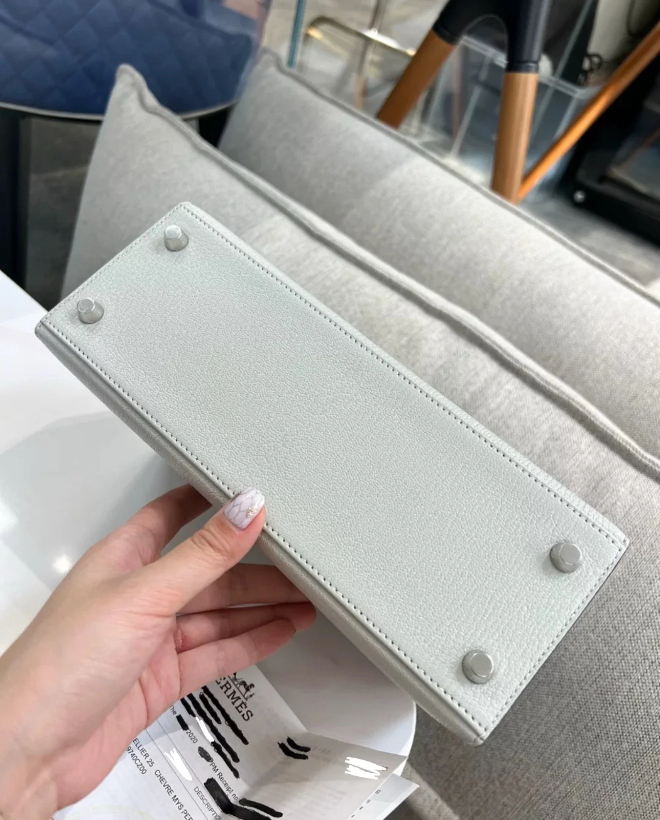 HERMÈS Kelly 25 Chèvre Gris Perle Noire Special Order - Image 6
