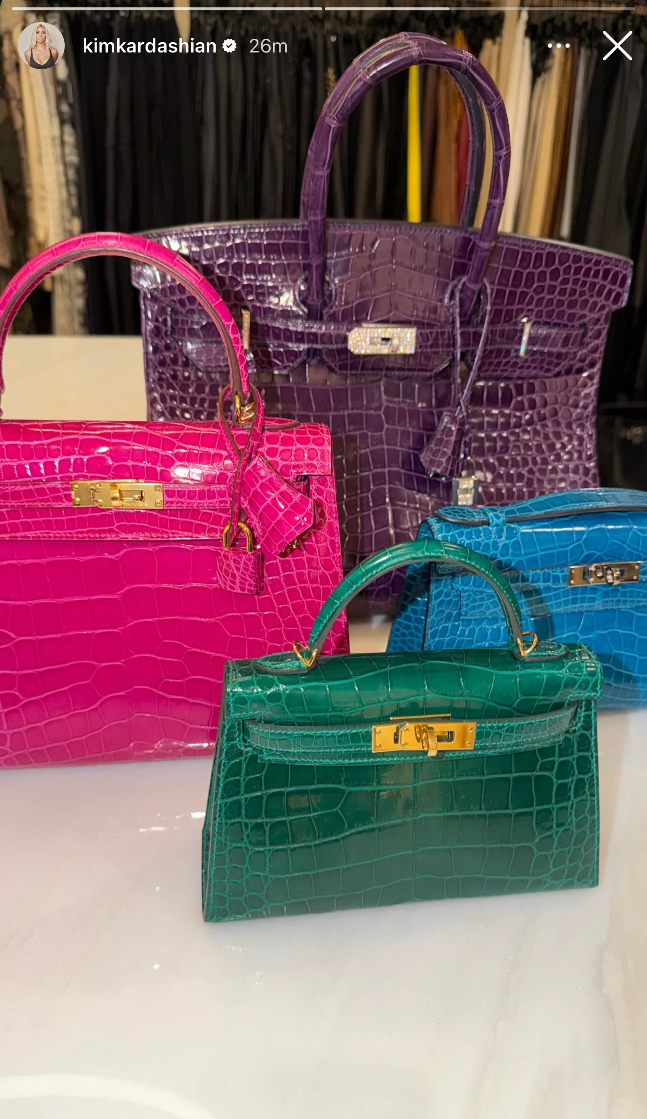 Hermes Kelly 25 Fuchsia 5J shiny crocodile leather gold hardware - Image 7