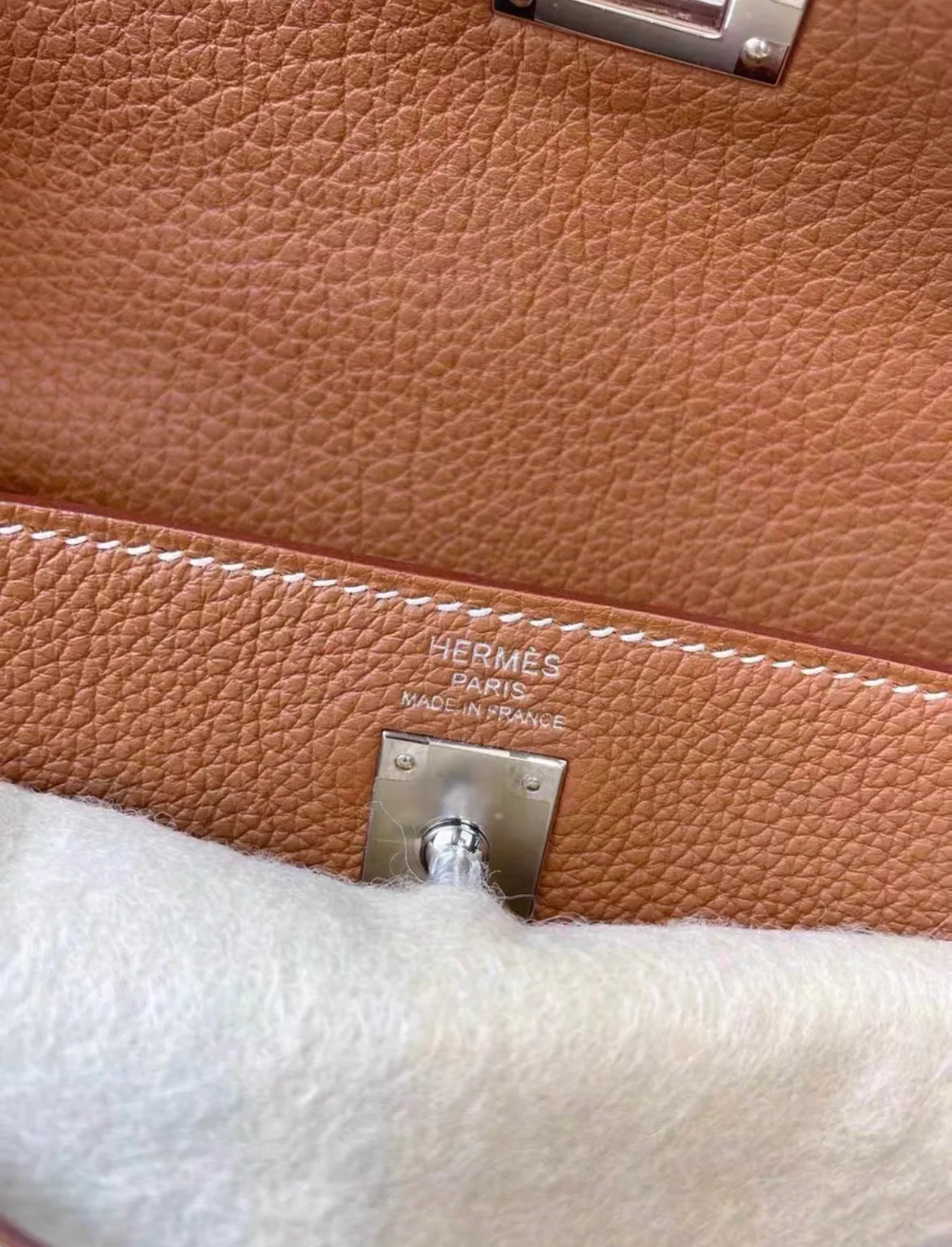 Hermes Kelly 25 Gold Togo Palladium Hardware - Image 5