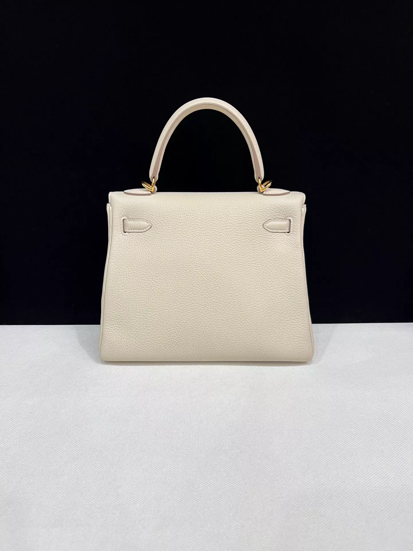 Hermes Kelly 25 craie Togo leather gold hardware - Image 3