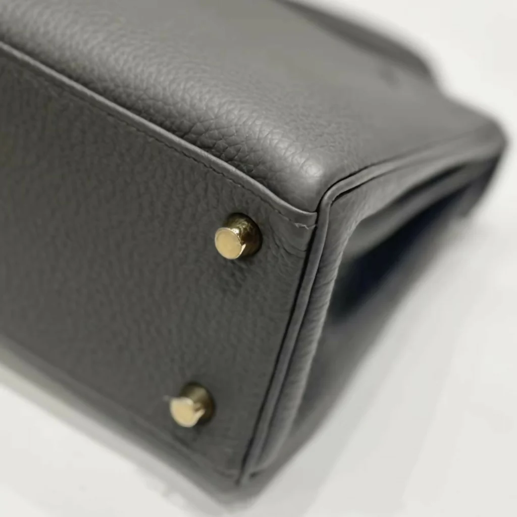 Hermès Kelly 25 Gris Etain Togo Leather Gold Hardware - Image 2