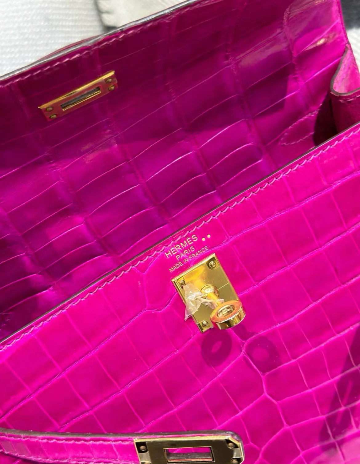HERMES KELLY 25 SELLIER ROSE SCHEHERAZADE ALLIGATOR LISSE SHINY GOLD HARDWARE - Image 7