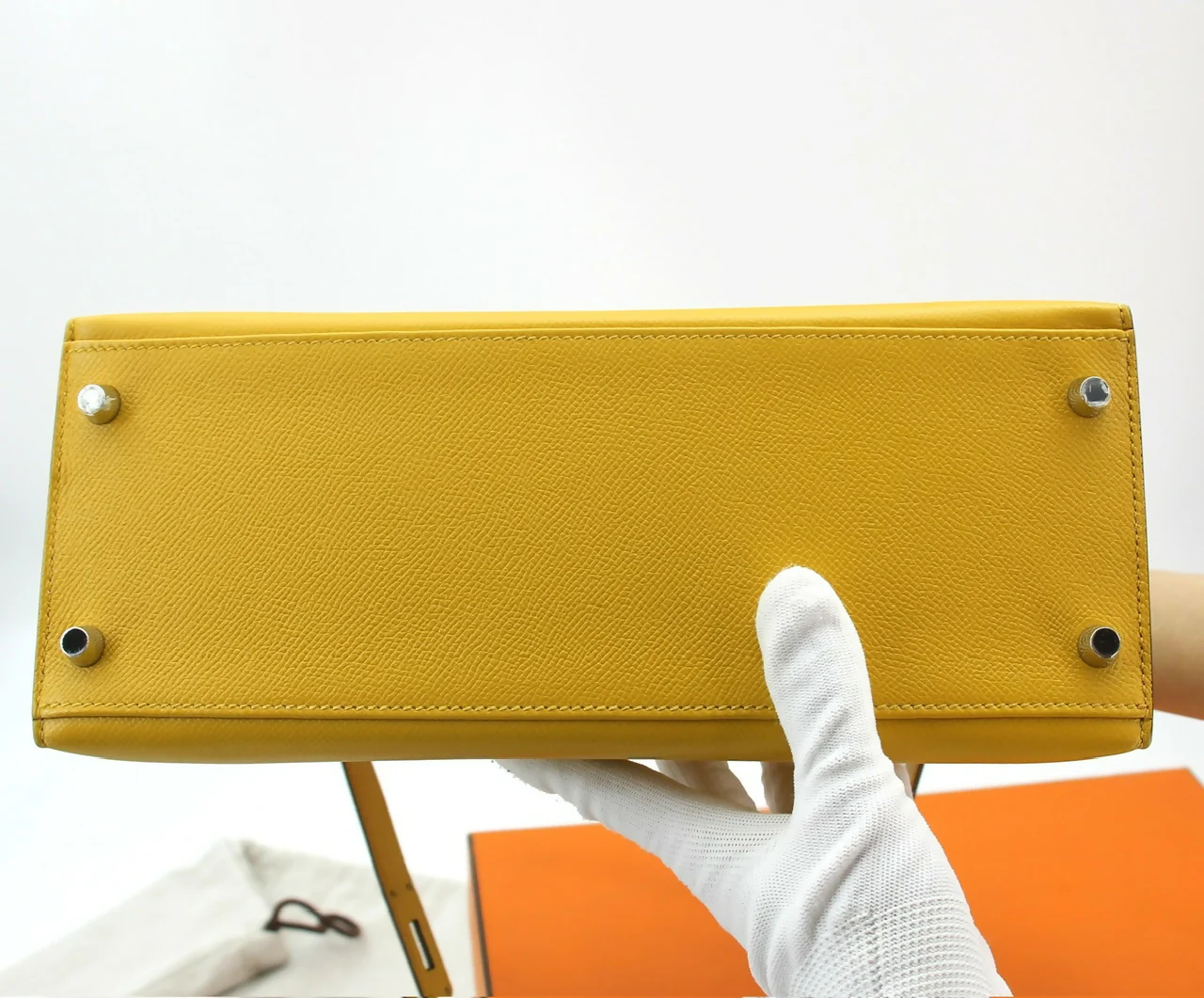 Hermes Kelly 28 Jaune Ambre Epsom Leather Palladium Hardware - Image 3