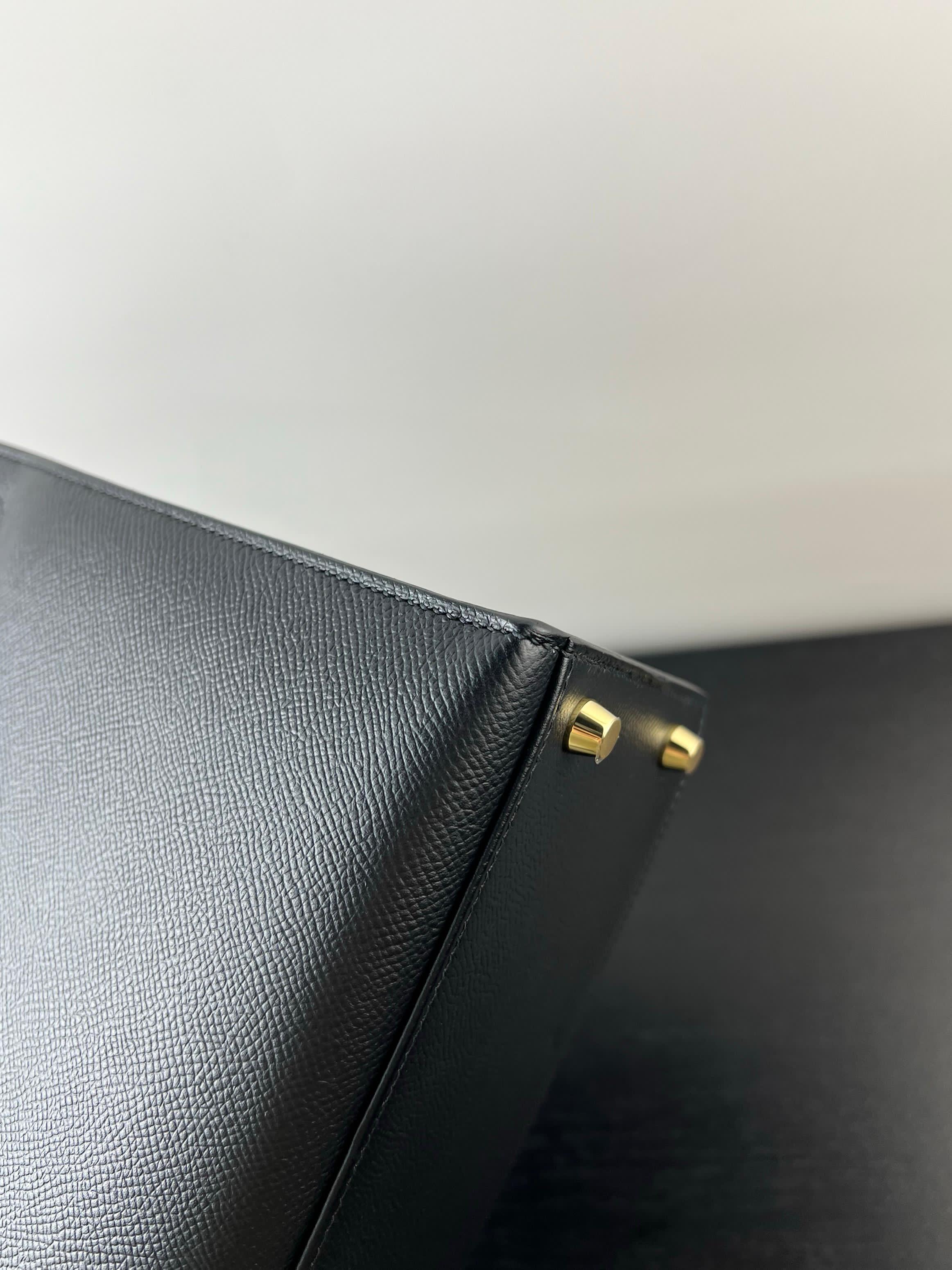 Hermes Kelly 28 Black Epsom Leather Gold Hardware - Image 13