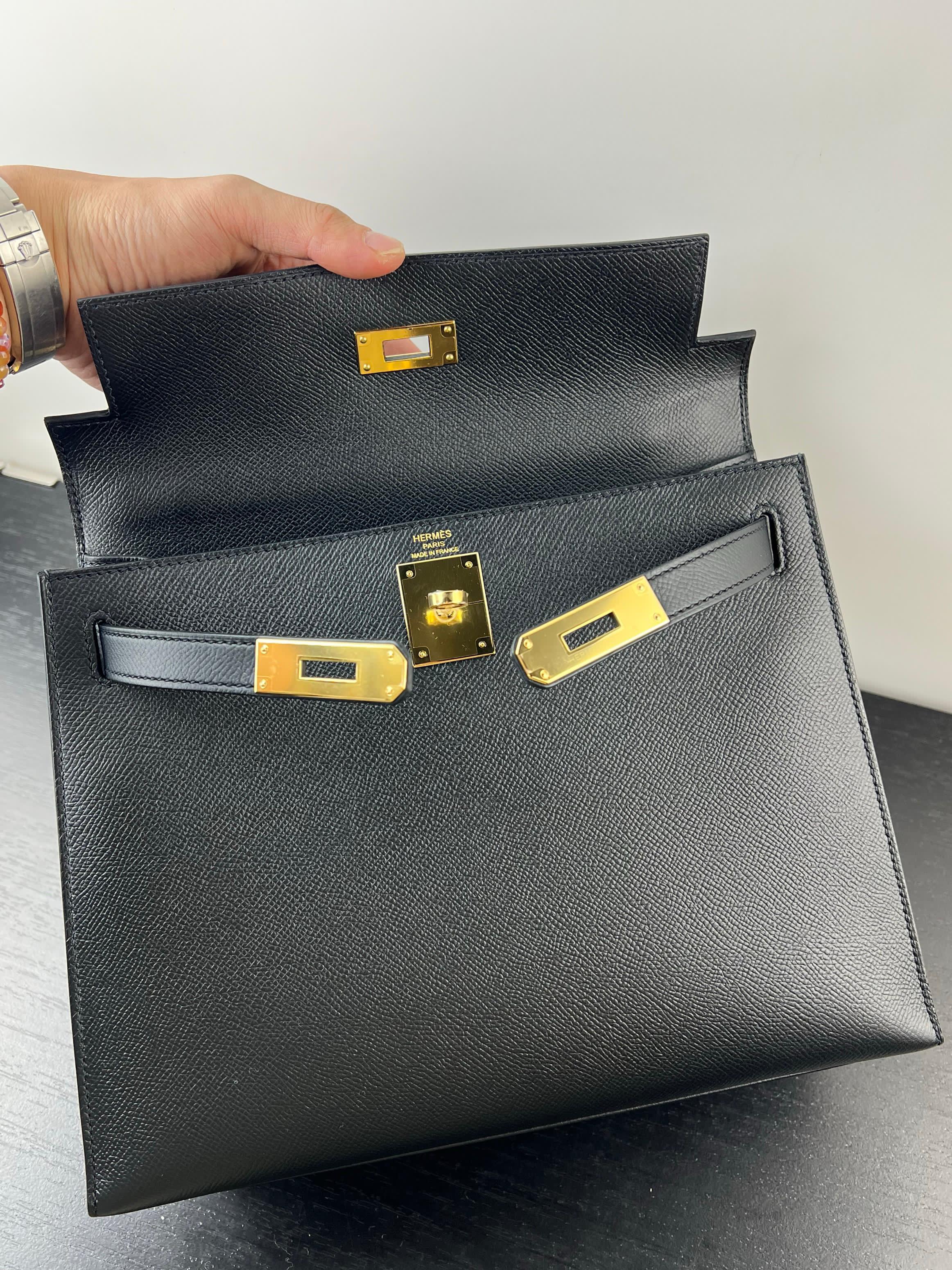 Hermes Kelly 28 Black Epsom Leather Gold Hardware - Image 15