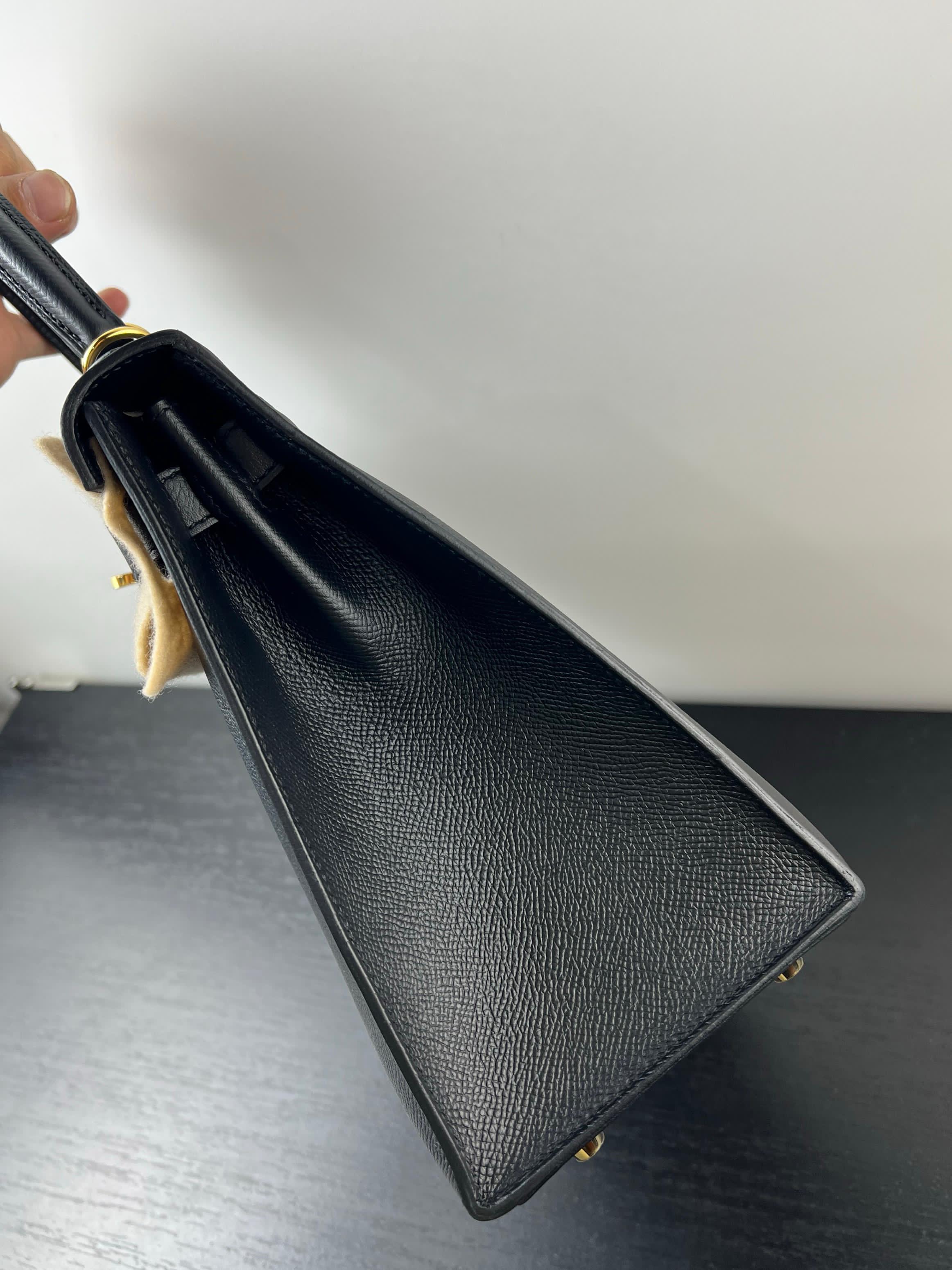 Hermes Kelly 28 Black Epsom Leather Gold Hardware - Image 7